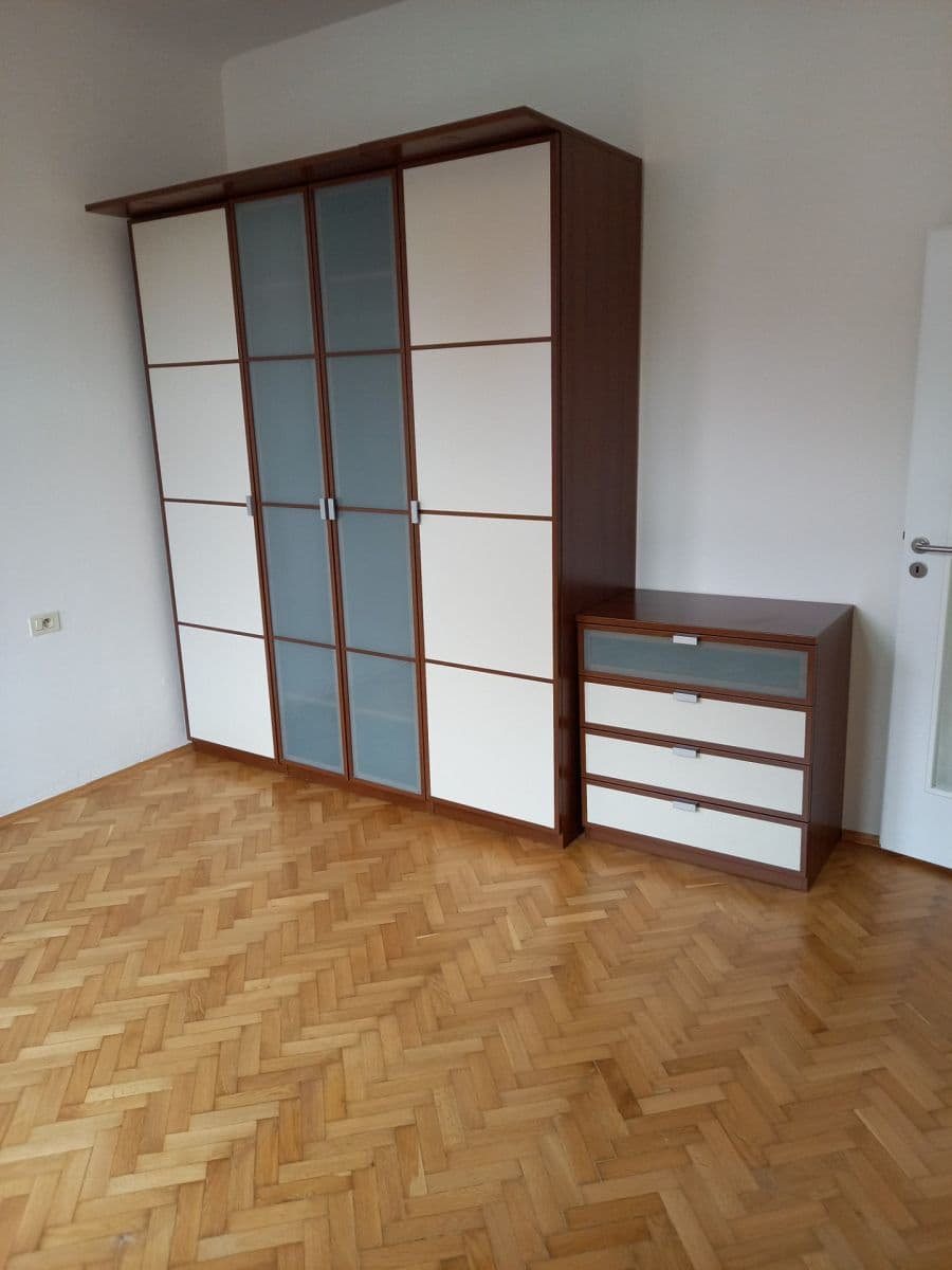 Prenájom bytu 2-izbový 50 m², Žitomírská, Praha, Praha Prenájom bytu 2-izbový 50 m², Žitomírská, Praha, Praha