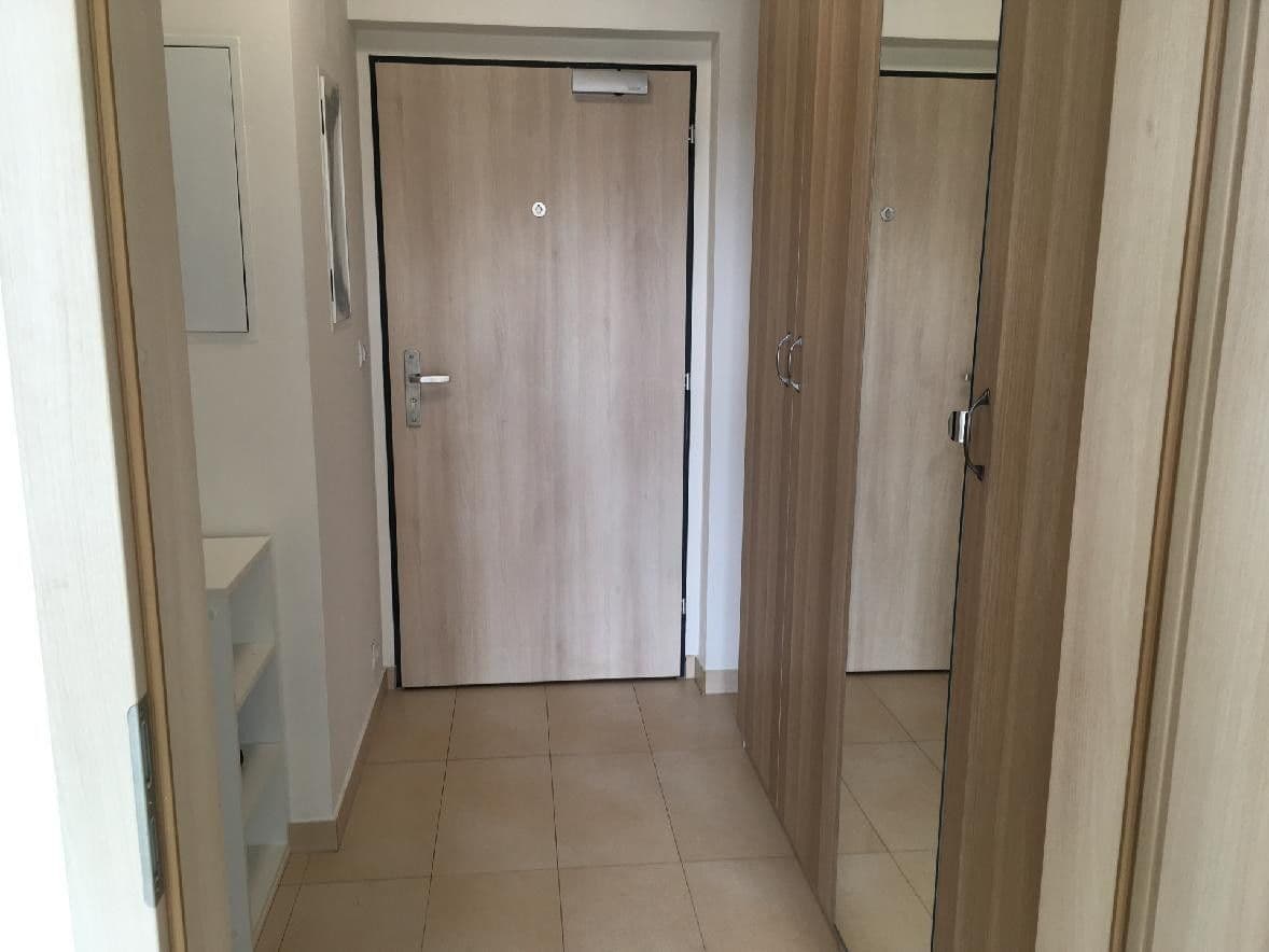 Prenájom bytu 1-izbový 34 m², Modrého, Praha, Praha Prenájom bytu 1-izbový 34 m², Modrého, Praha, Praha