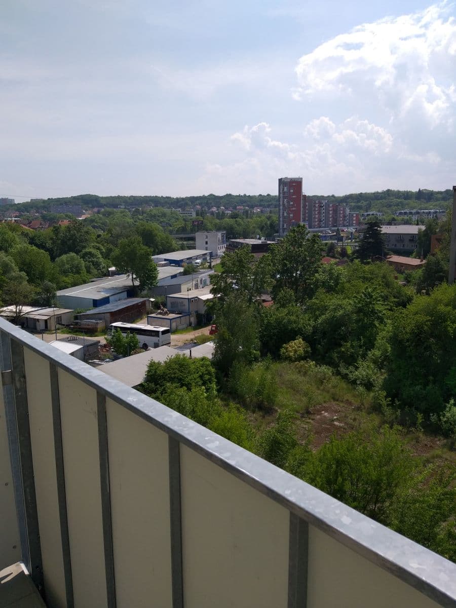 Prenájom bytu 1-izbový 34 m², Modrého, Praha, Praha Prenájom bytu 1-izbový 34 m², Modrého, Praha, Praha