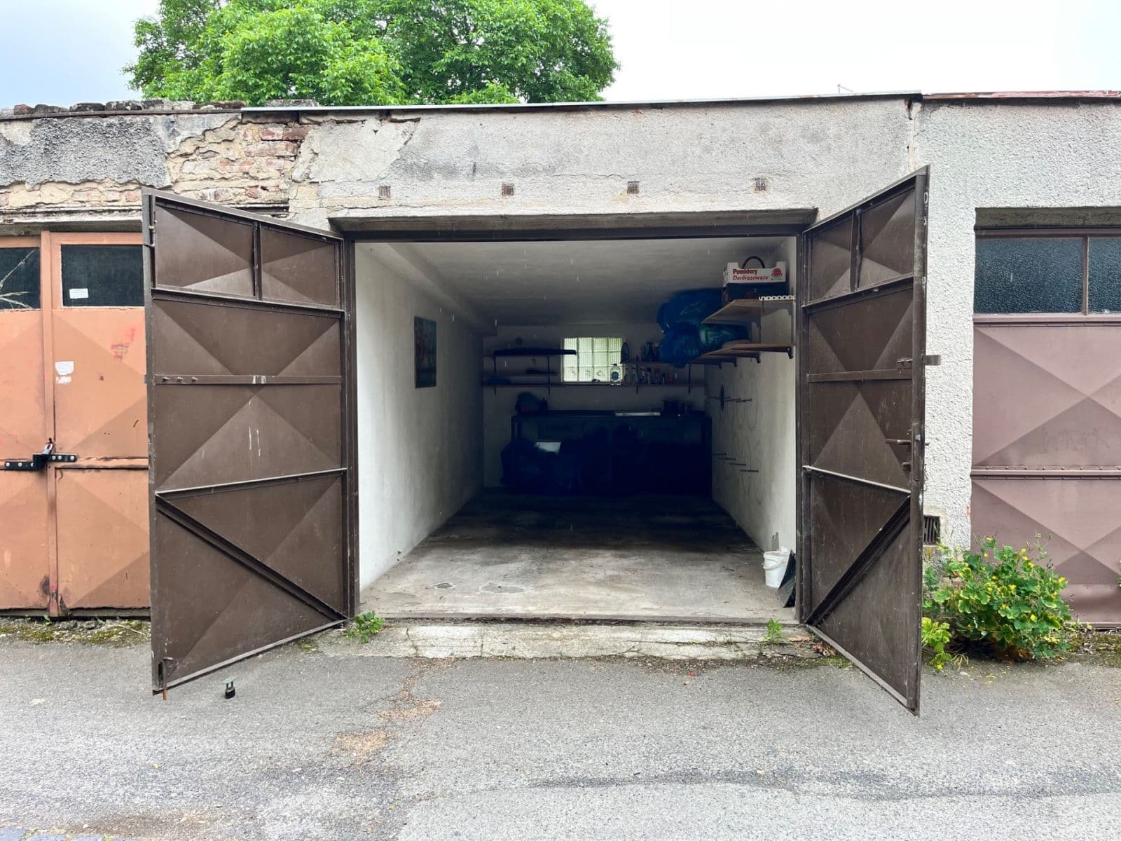 Predaj garáže 22 m², Krystalová, Praha, Praha Predaj garáže 22 m², Krystalová, Praha, Praha