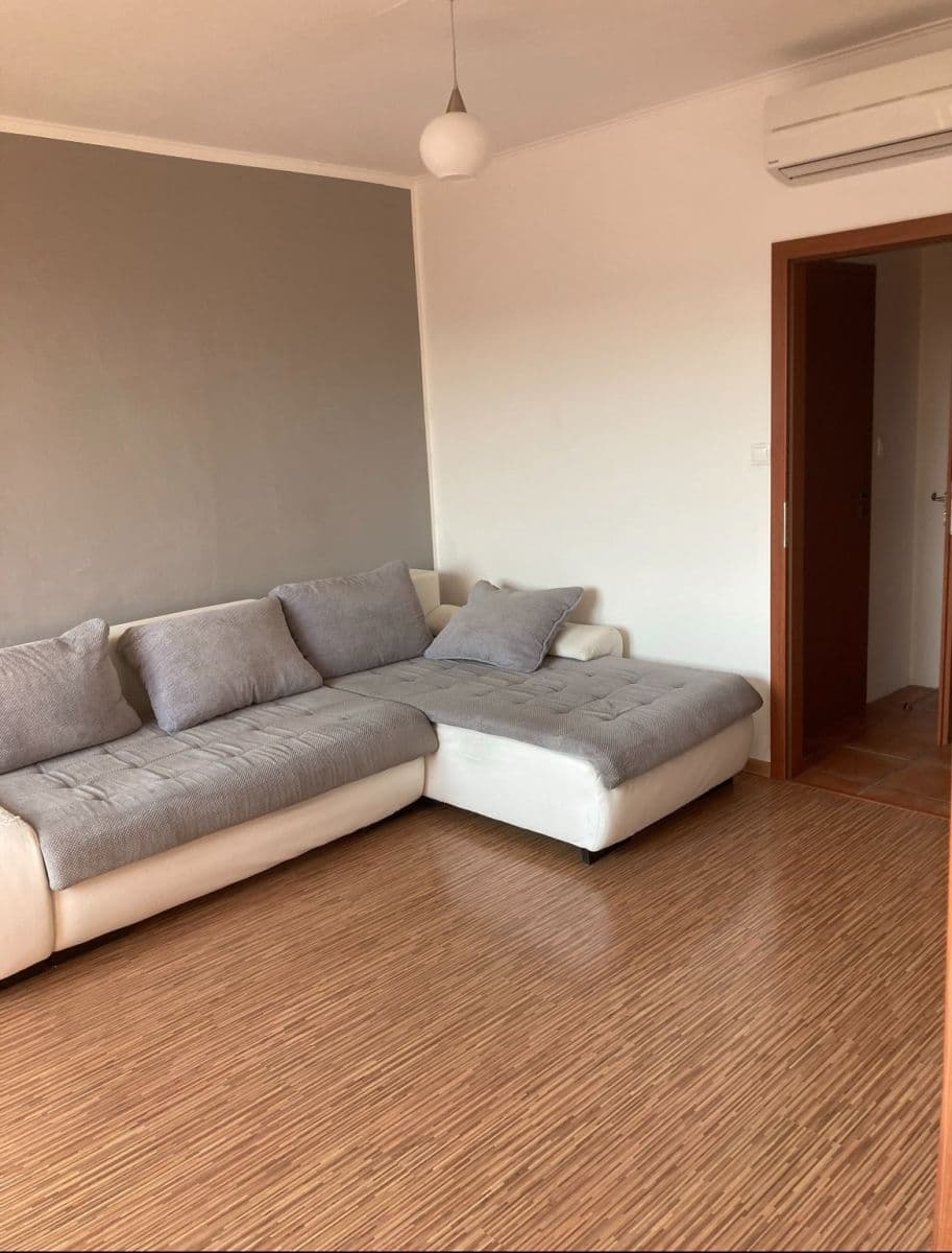 Prenájom bytu 2-izbový 60 m², Letovická, Brno, Jihomoravský kraj Prenájom bytu 2-izbový 60 m², Letovická, Brno, Jihomoravský kraj