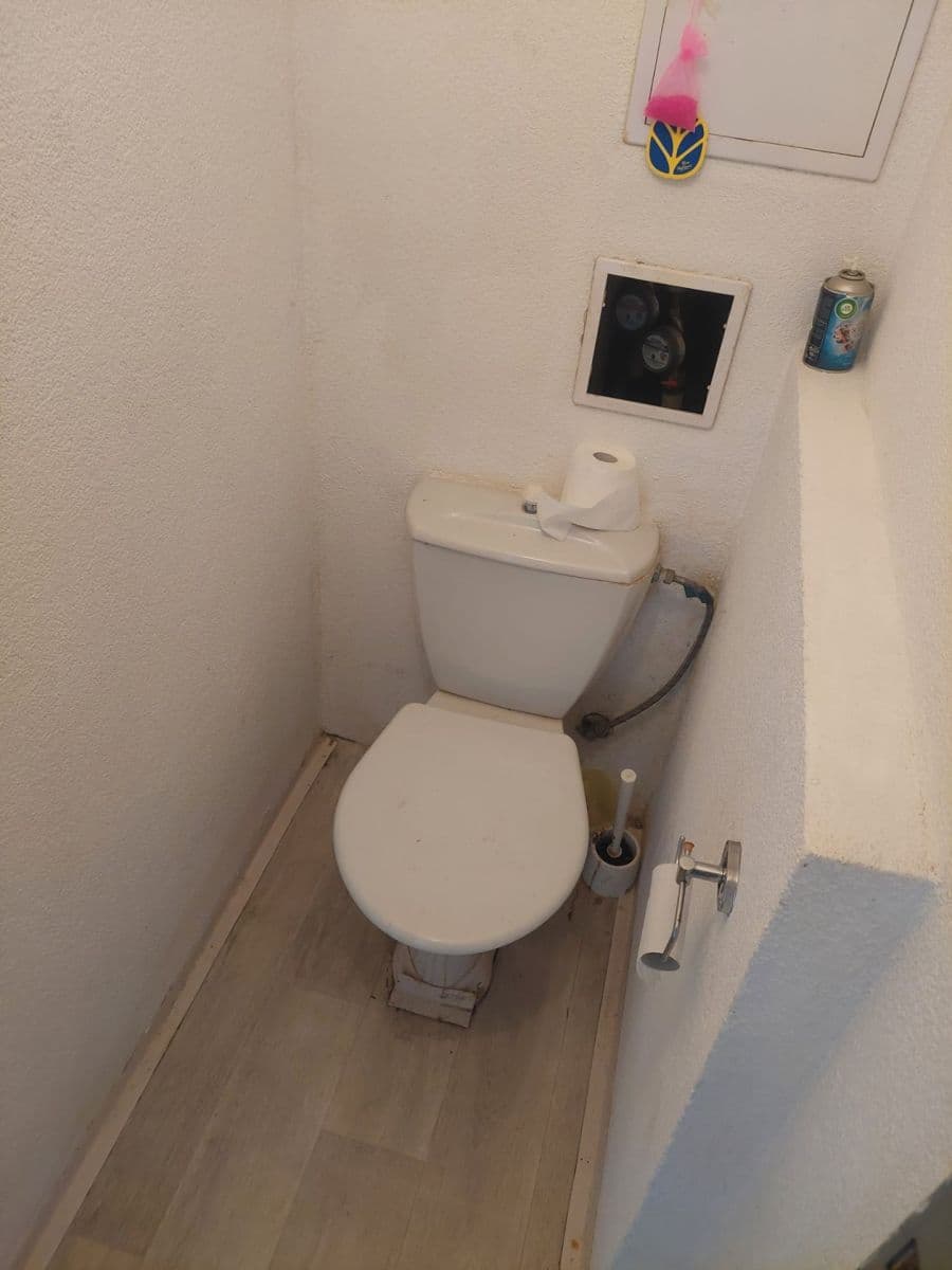 Prenájom bytu 2-izbový 49 m², SPC V, Krnov, Moravskoslezský kraj Prenájom bytu 2-izbový 49 m², SPC V, Krnov, Moravskoslezský kraj