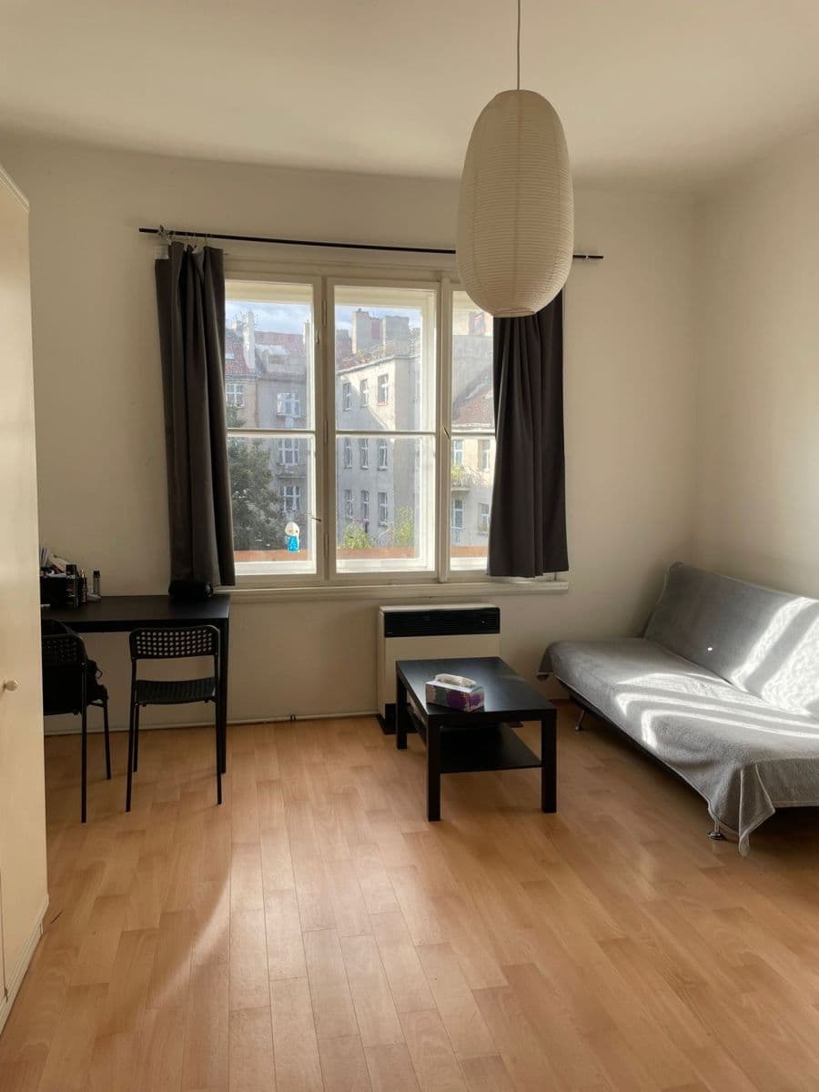 Prenájom bytu 2-izbový 53 m², Podolská, Praha, Praha Prenájom bytu 2-izbový 53 m², Podolská, Praha, Praha