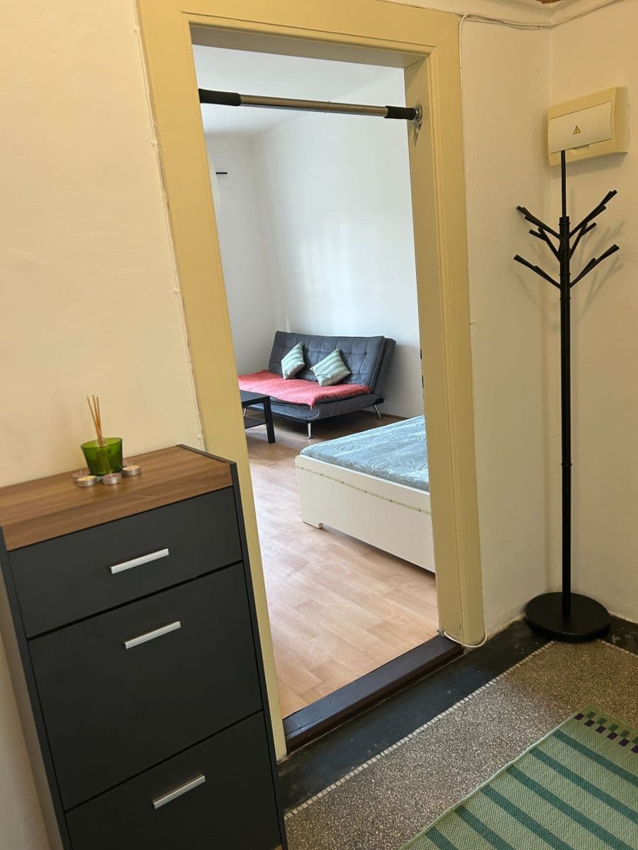 Prenájom bytu 2-izbový 53 m², Podolská, Praha, Praha Prenájom bytu 2-izbový 53 m², Podolská, Praha, Praha