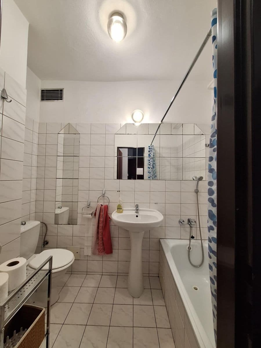 Prenájom domu 55 m², pozemek 120 m², Konopná, Ružinov, Bratislavský kraj Prenájom domu 55 m², pozemek 120 m², Konopná, Ružinov, Bratislavský kraj