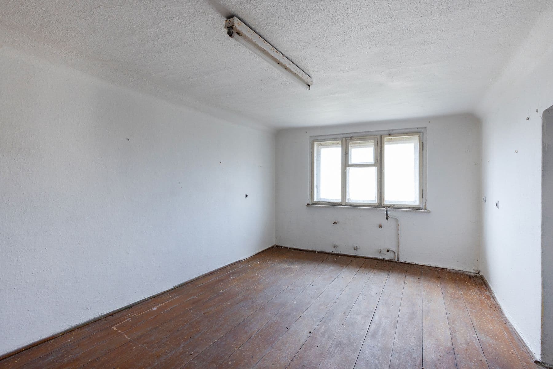 Predaj domu 185 m², pozemek 702 m², Kolmá, Chrást, Plzeňský kraj Predaj domu 185 m², pozemek 702 m², Kolmá, Chrást, Plzeňský kraj