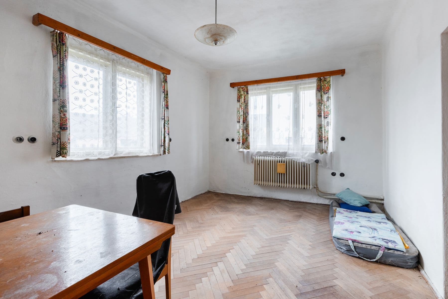 Predaj domu 185 m², pozemek 702 m², Kolmá, Chrást, Plzeňský kraj Predaj domu 185 m², pozemek 702 m², Kolmá, Chrást, Plzeňský kraj