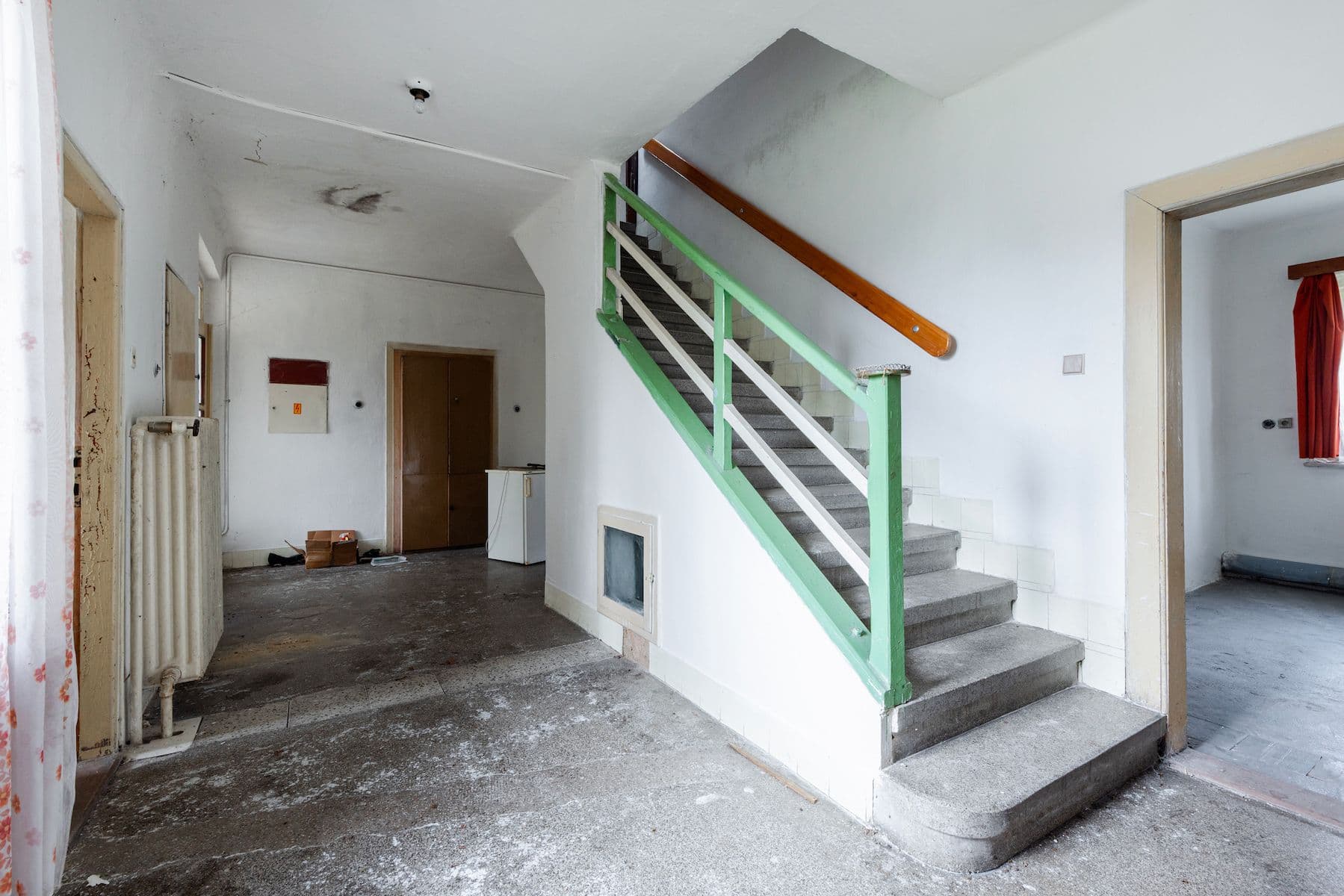 Predaj domu 185 m², pozemek 702 m², Kolmá, Chrást, Plzeňský kraj Predaj domu 185 m², pozemek 702 m², Kolmá, Chrást, Plzeňský kraj