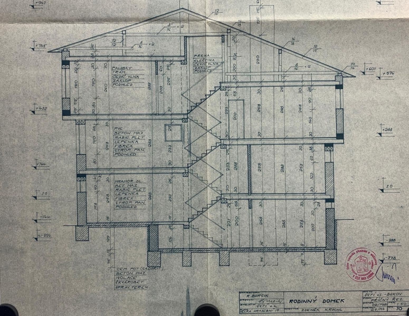 Predaj domu 297 m², pozemek 456 m², Hynaisova, Ústí nad Labem, Ústecký kraj Predaj domu 297 m², pozemek 456 m², Hynaisova, Ústí nad Labem, Ústecký kraj