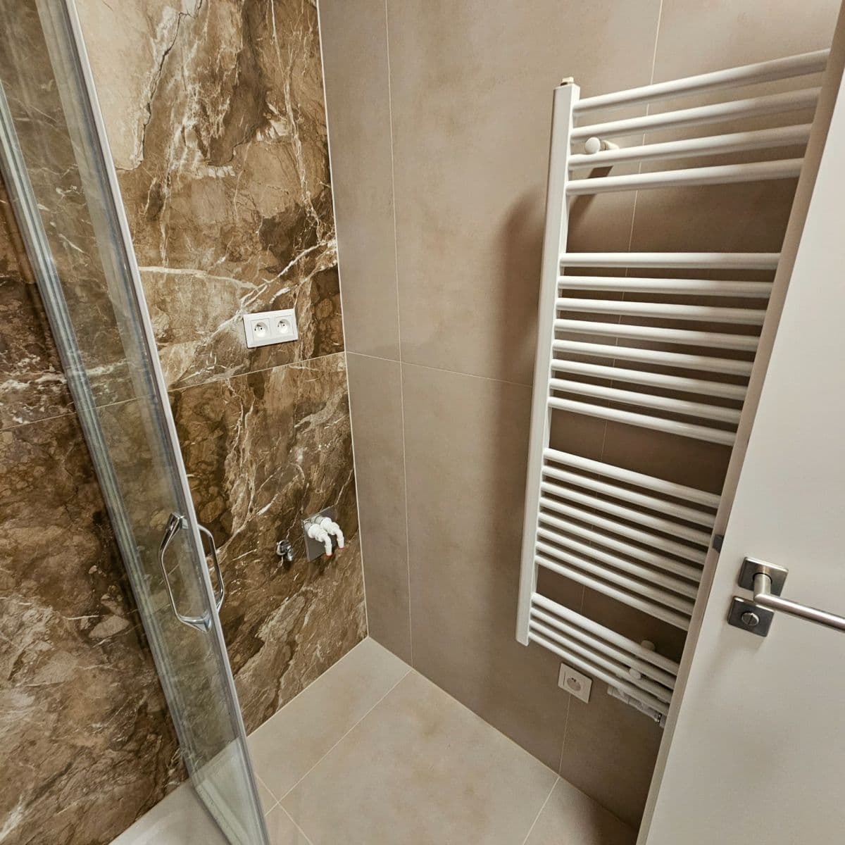 Prenájom bytu 1-izbový 29 m², Komárovská, Brno, Jihomoravský kraj Prenájom bytu 1-izbový 29 m², Komárovská, Brno, Jihomoravský kraj