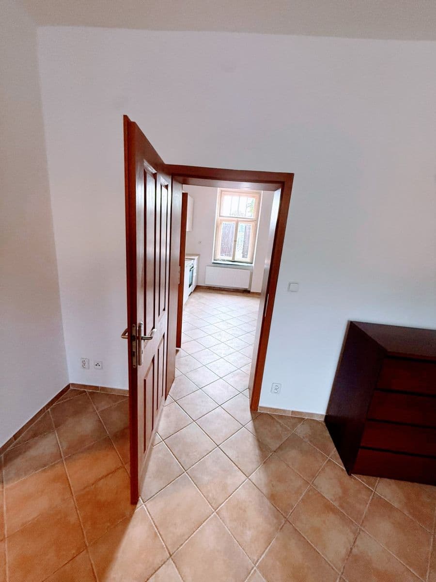 Prenájom bytu 2-izbový 57 m², Komenského, Černošice, Středočeský kraj Prenájom bytu 2-izbový 57 m², Komenského, Černošice, Středočeský kraj