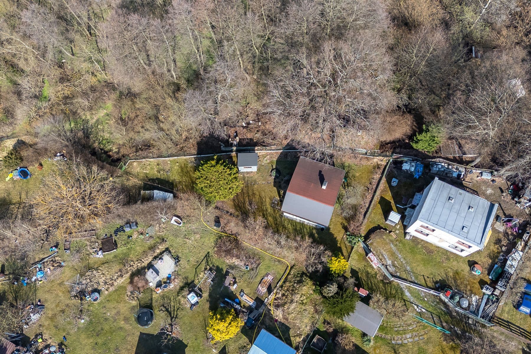 Predaj rekreačného objektu 50 m², pozemek 409 m², Psáry, Středočeský kraj Predaj rekreačného objektu 50 m², pozemek 409 m², Psáry, Středočeský kraj