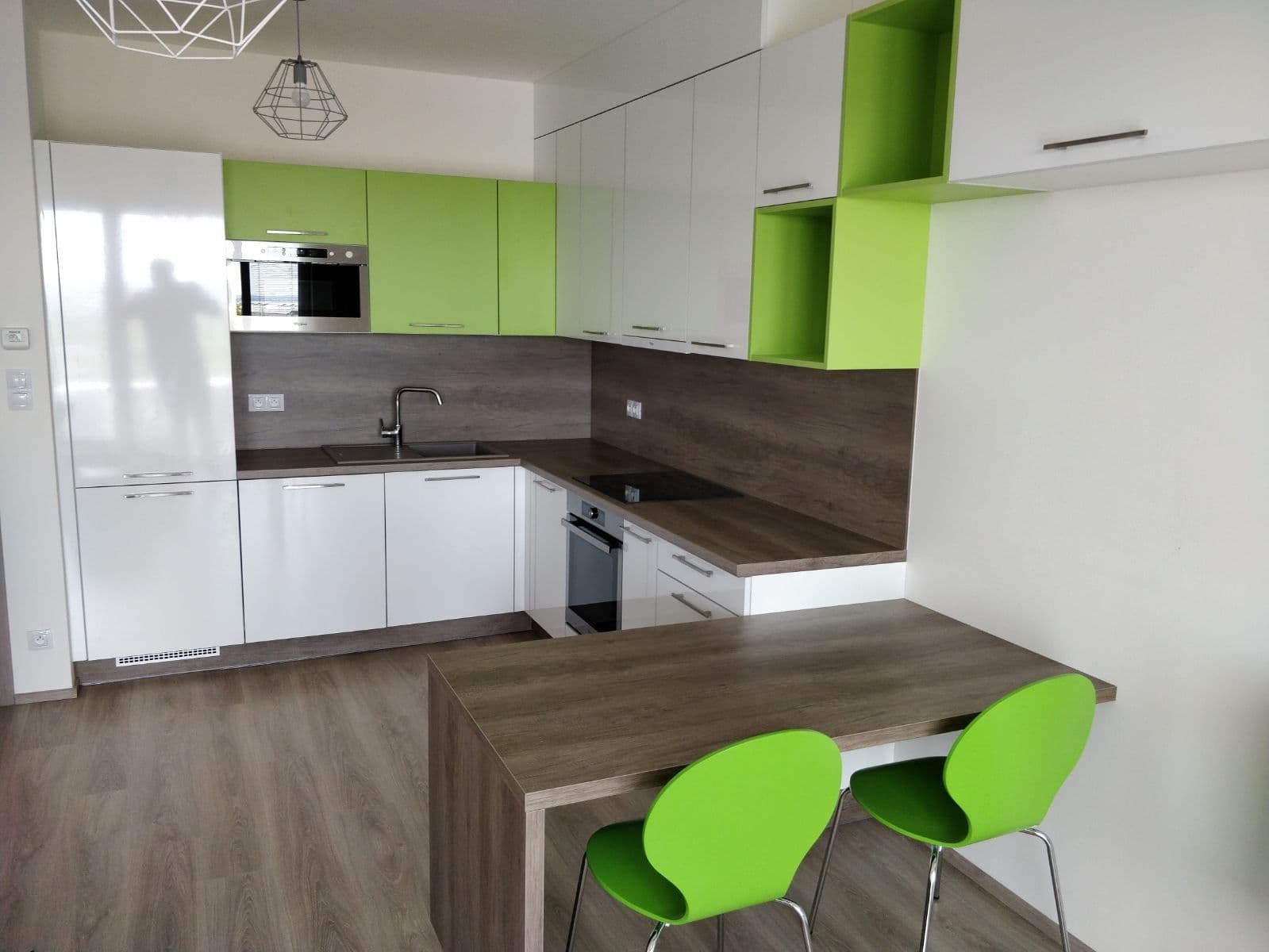 Prenájom bytu 2-izbový 56 m², Sazovická, Praha, Praha Prenájom bytu 2-izbový 56 m², Sazovická, Praha, Praha