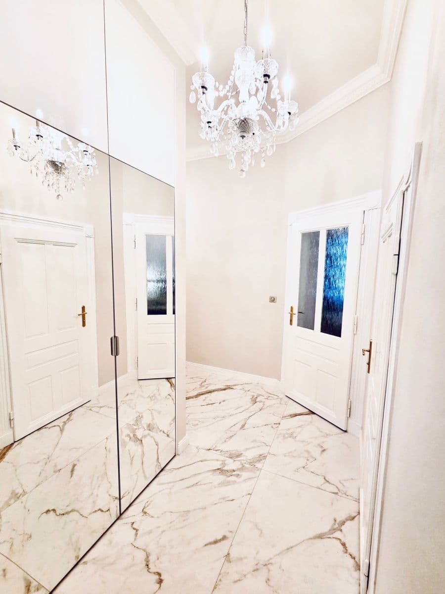 Predaj bytu 2-izbový 48 m², Orelská, Praha, Praha Predaj bytu 2-izbový 48 m², Orelská, Praha, Praha