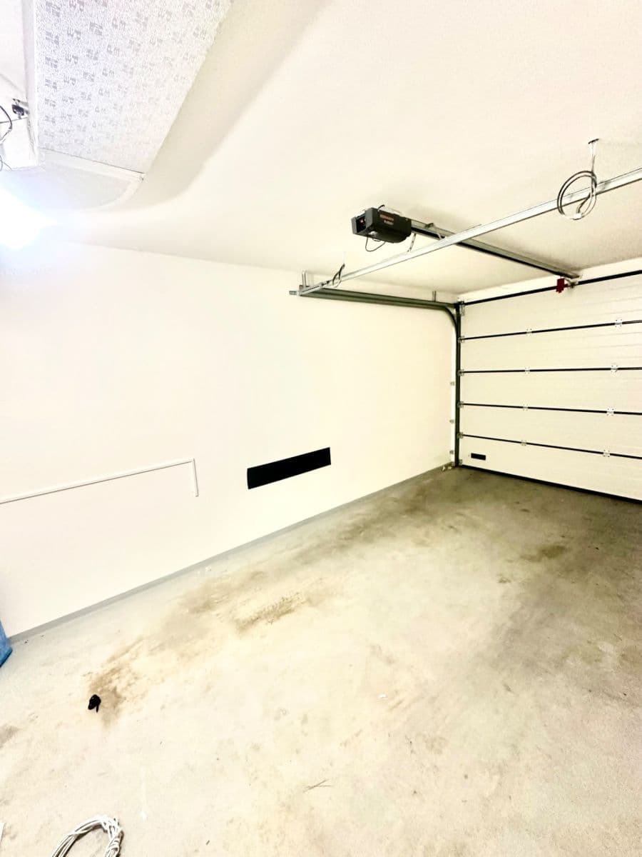 Prenájom domu 170 m², pozemek 294 m², Hejného, Praha, Praha Prenájom domu 170 m², pozemek 294 m², Hejného, Praha, Praha