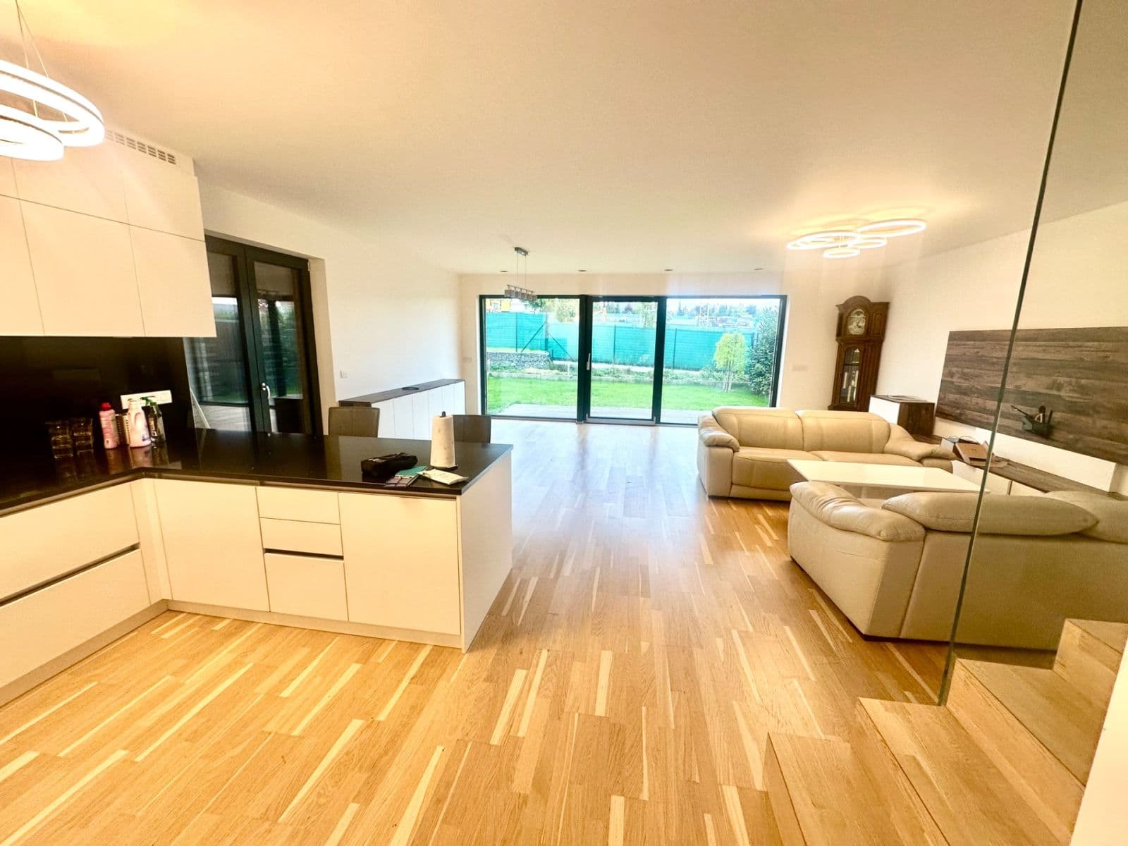 Prenájom domu 170 m², pozemek 294 m², Hejného, Praha, Praha Prenájom domu 170 m², pozemek 294 m², Hejného, Praha, Praha