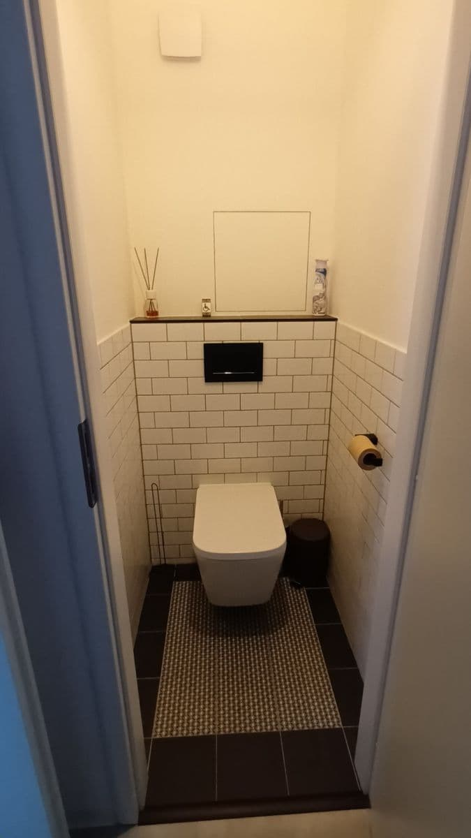 Prenájom bytu 3-izbový 74 m², Lamačova, Praha, Praha Prenájom bytu 3-izbový 74 m², Lamačova, Praha, Praha