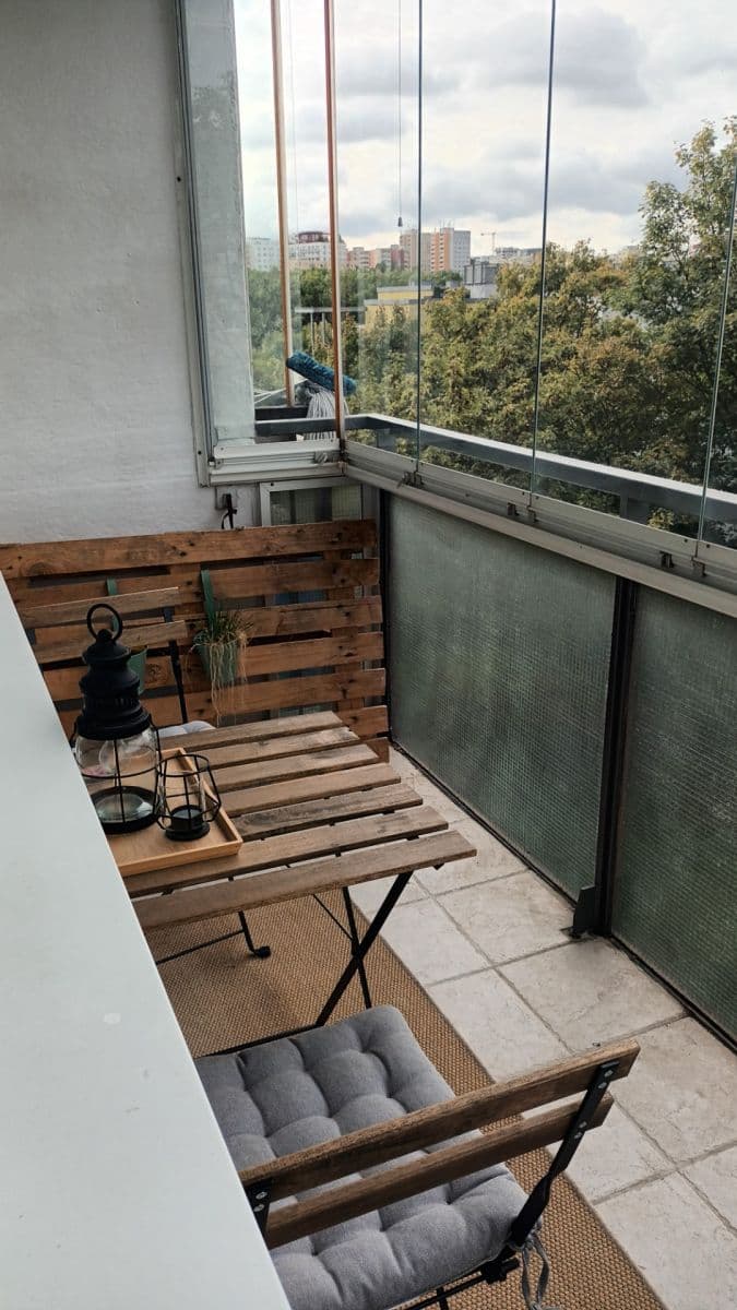 Prenájom bytu 3-izbový 74 m², Lamačova, Praha, Praha Prenájom bytu 3-izbový 74 m², Lamačova, Praha, Praha