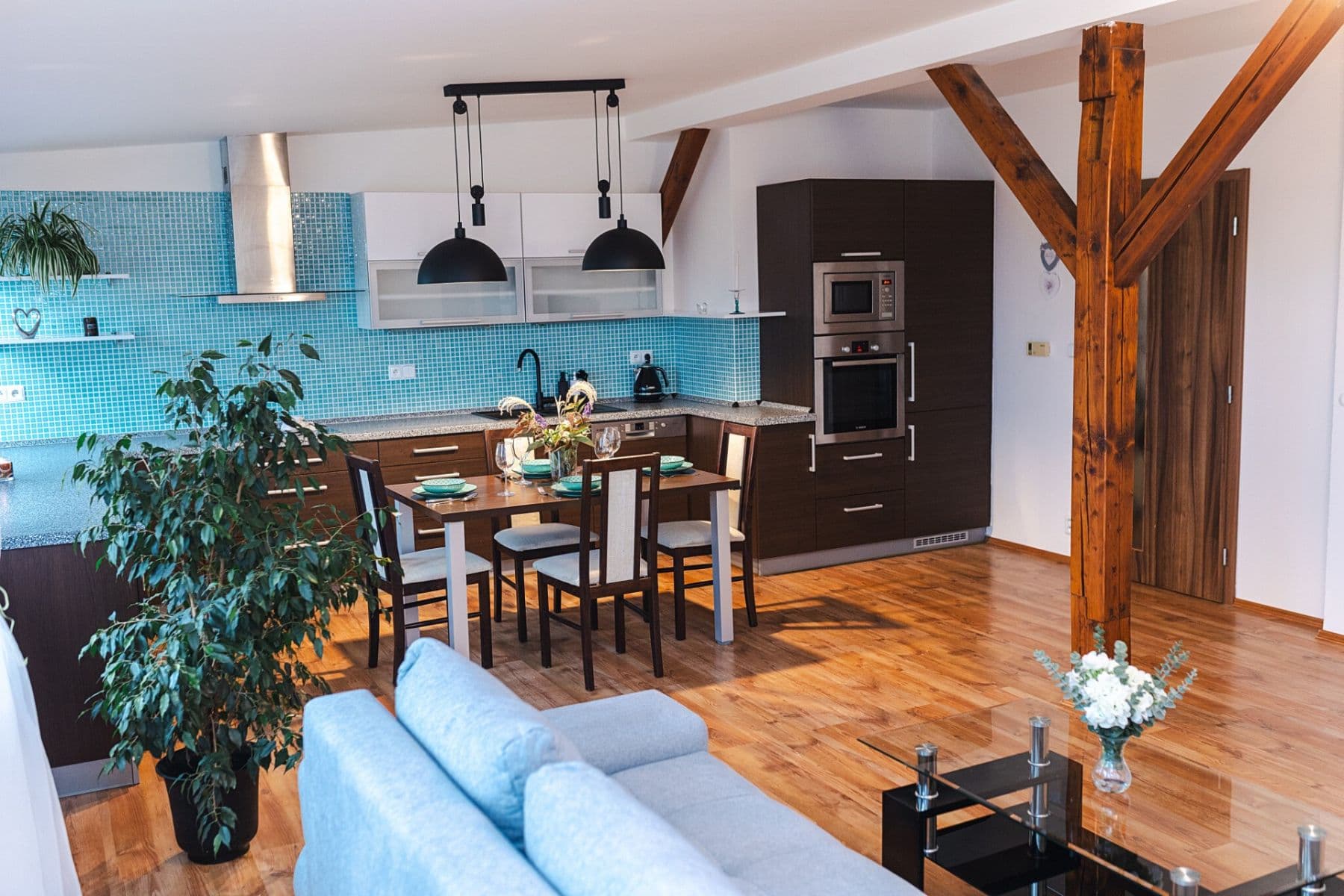 Prenájom bytu 2-izbový 88 m², Rakouská, Milovice, Středočeský kraj Prenájom bytu 2-izbový 88 m², Rakouská, Milovice, Středočeský kraj