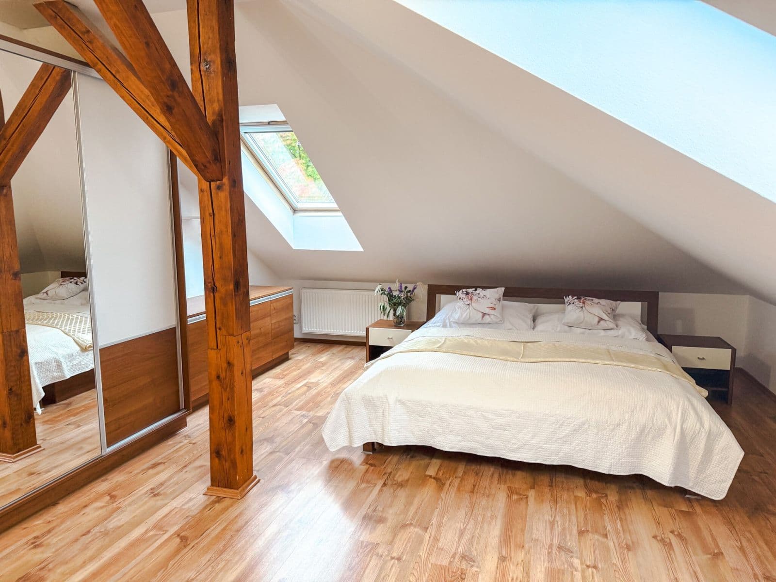 Prenájom bytu 2-izbový 88 m², Rakouská, Milovice, Středočeský kraj Prenájom bytu 2-izbový 88 m², Rakouská, Milovice, Středočeský kraj