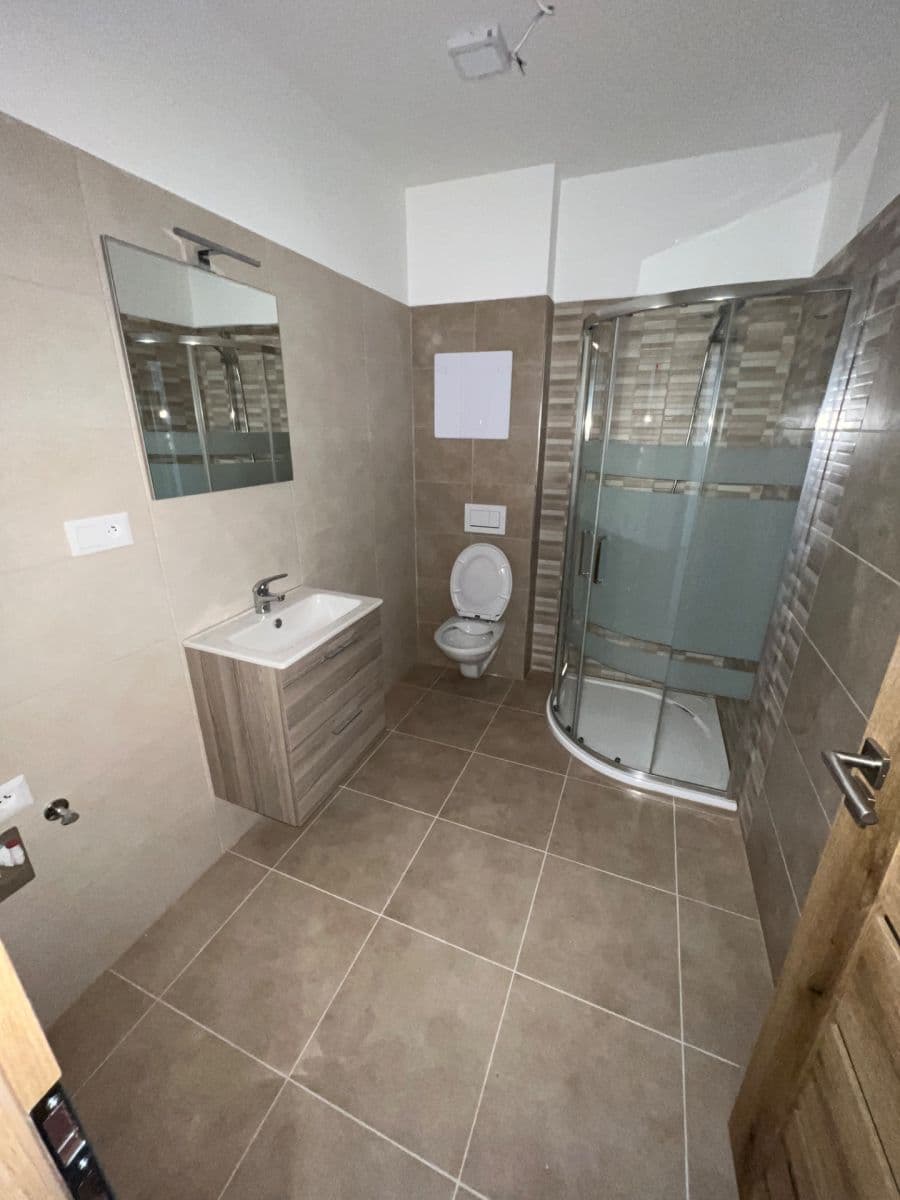 Prenájom bytu 2-izbový 42 m², Královský vršek, Jihlava, Kraj Vysočina Prenájom bytu 2-izbový 42 m², Královský vršek, Jihlava, Kraj Vysočina