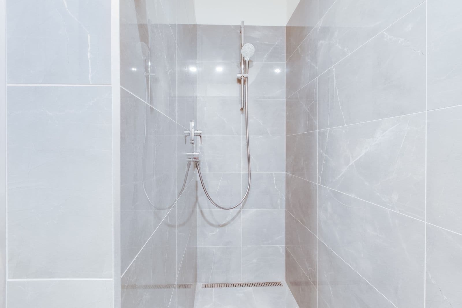 Prenájom bytu 1-izbový 25 m², Lublaňská, Praha, Praha Prenájom bytu 1-izbový 25 m², Lublaňská, Praha, Praha