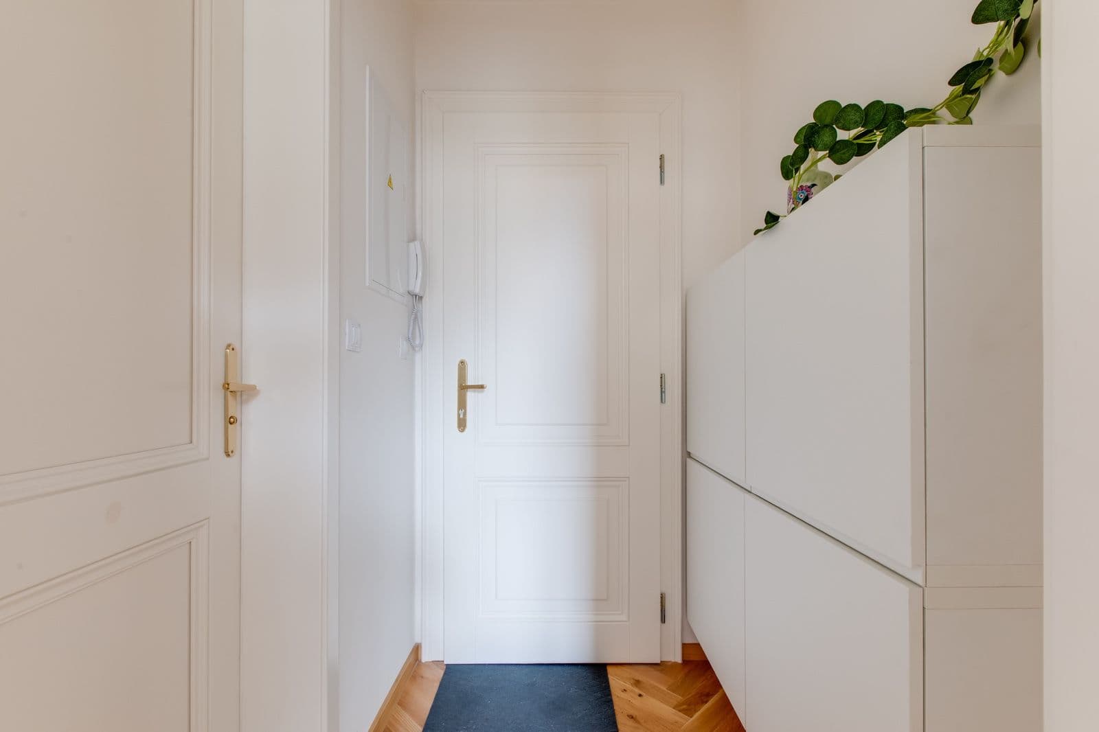 Prenájom bytu 1-izbový 25 m², Lublaňská, Praha, Praha Prenájom bytu 1-izbový 25 m², Lublaňská, Praha, Praha