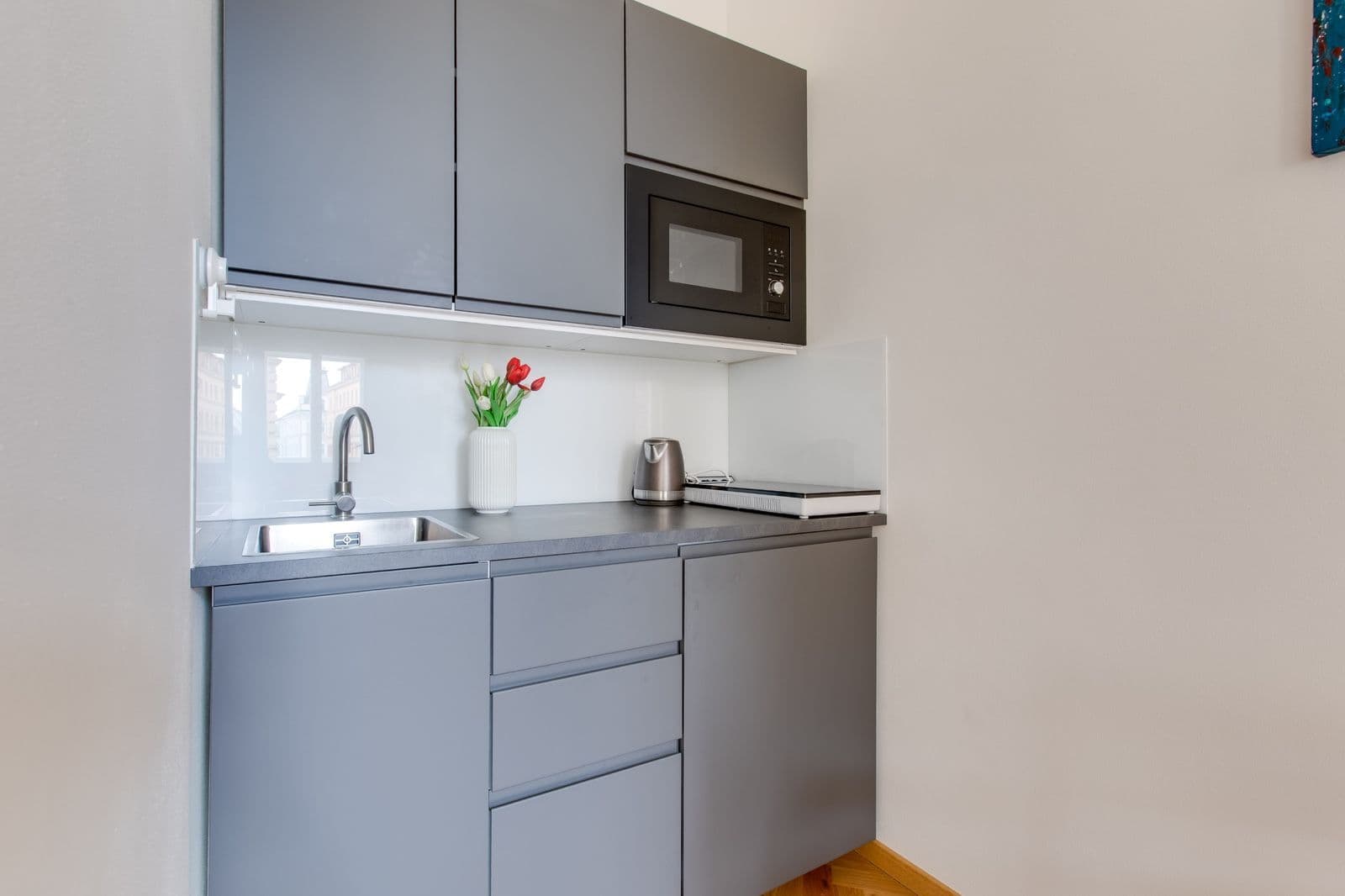 Prenájom bytu 1-izbový 25 m², Lublaňská, Praha, Praha Prenájom bytu 1-izbový 25 m², Lublaňská, Praha, Praha