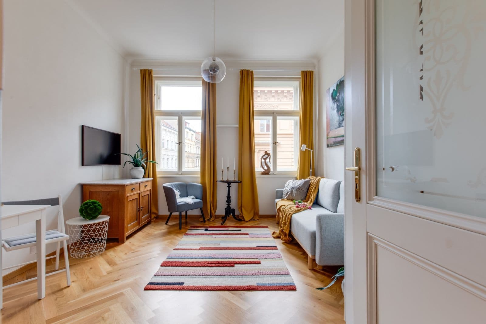 Prenájom bytu 1-izbový 25 m², Lublaňská, Praha, Praha Prenájom bytu 1-izbový 25 m², Lublaňská, Praha, Praha