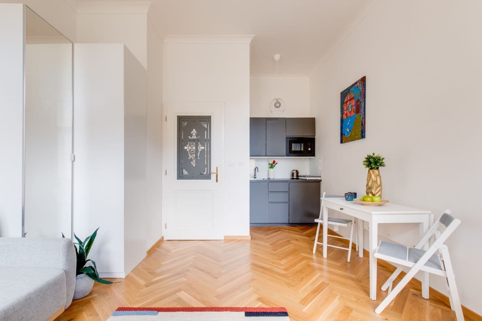 Prenájom bytu 1-izbový 25 m², Lublaňská, Praha, Praha Prenájom bytu 1-izbový 25 m², Lublaňská, Praha, Praha