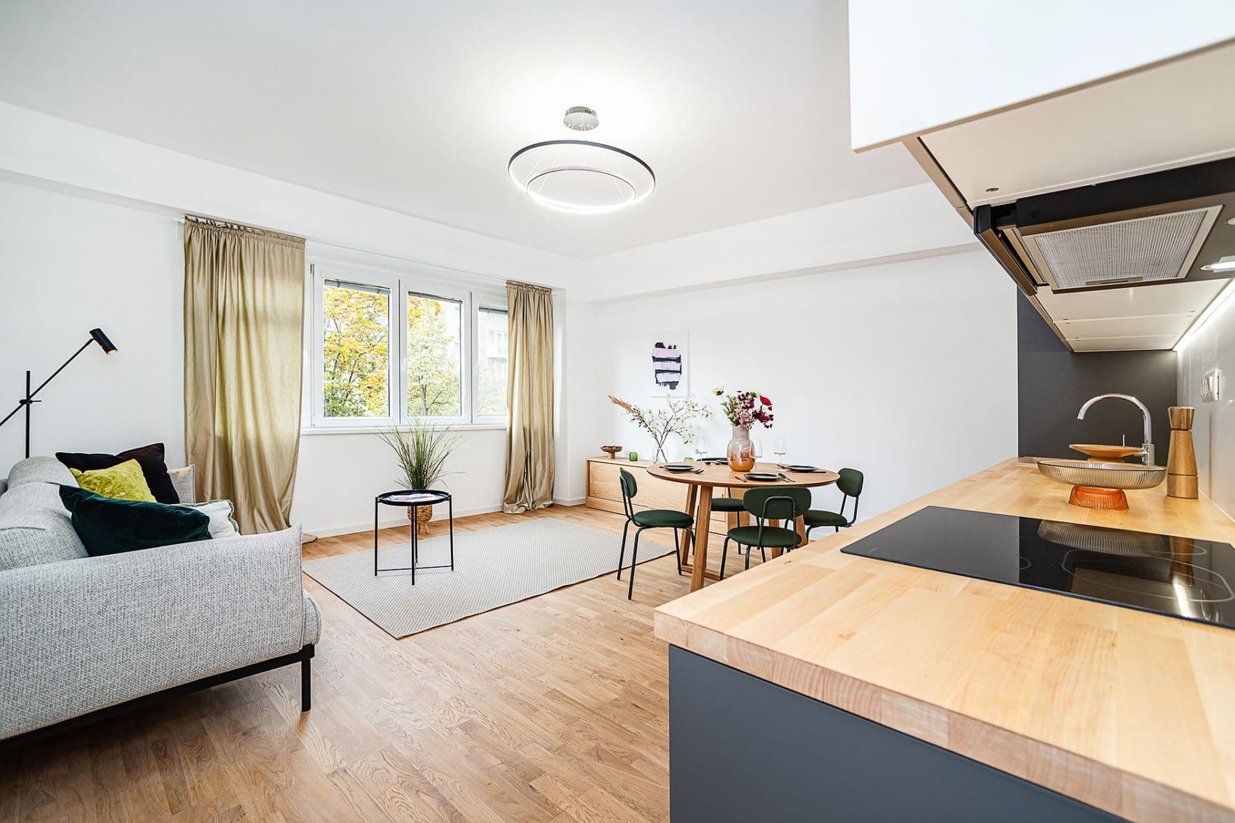 Predaj bytu 3-izbový 82 m², Osadní, Praha, Praha Predaj bytu 3-izbový 82 m², Osadní, Praha, Praha