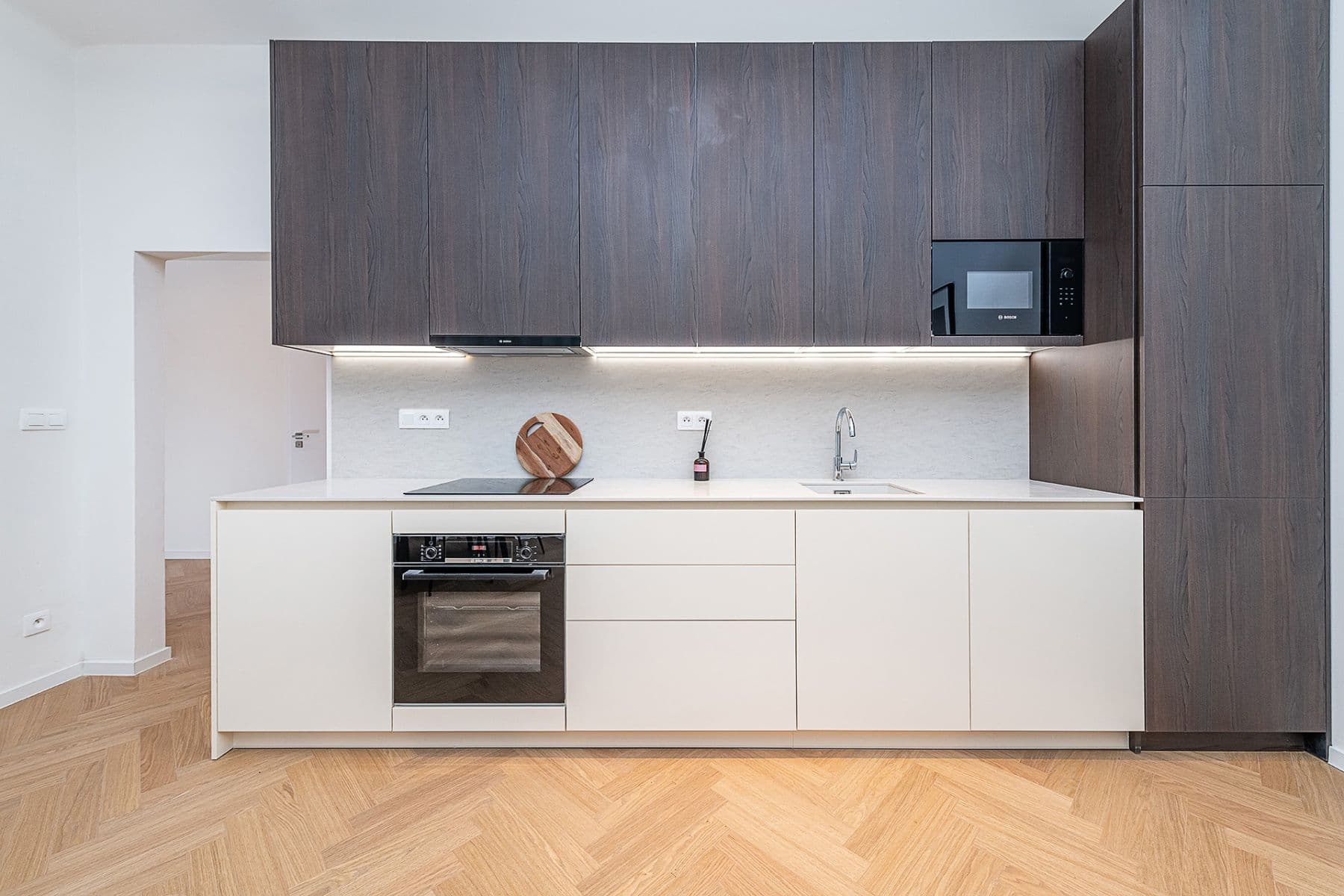 Predaj bytu 3-izbový 82 m², Osadní, Praha, Praha Predaj bytu 3-izbový 82 m², Osadní, Praha, Praha