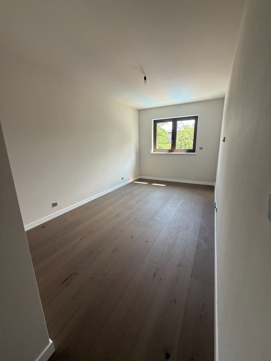 Prenájom domu 184 m², pozemek 291 m², Pod Novou školou, Praha, Praha Prenájom domu 184 m², pozemek 291 m², Pod Novou školou, Praha, Praha