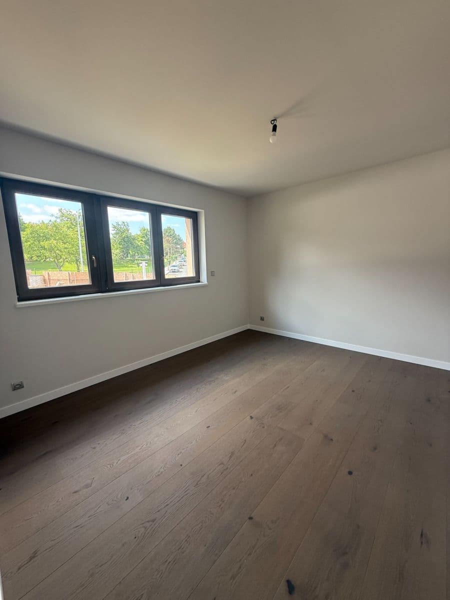 Prenájom domu 184 m², pozemek 291 m², Pod Novou školou, Praha, Praha Prenájom domu 184 m², pozemek 291 m², Pod Novou školou, Praha, Praha