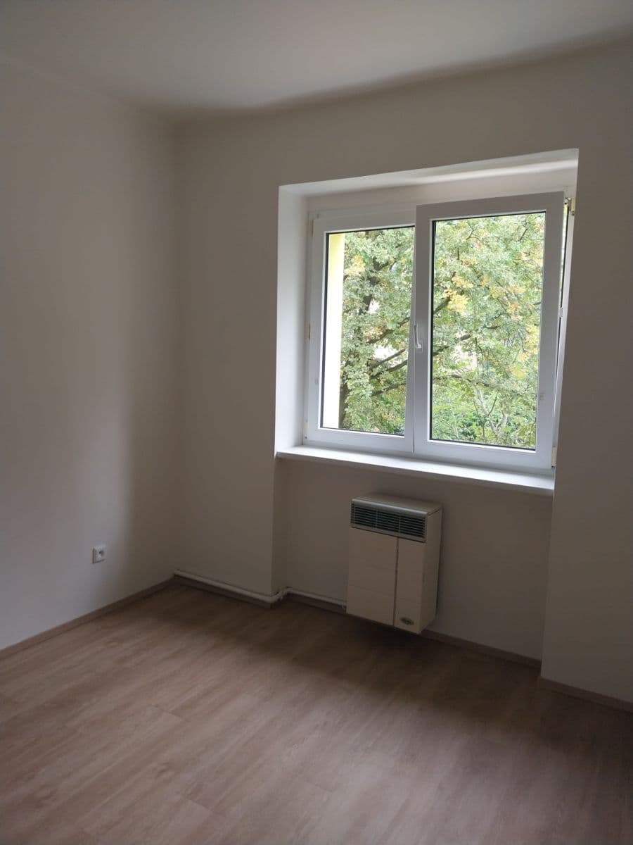 Prenájom bytu 2-izbový 50 m², Bystřická, Praha, Praha Prenájom bytu 2-izbový 50 m², Bystřická, Praha, Praha