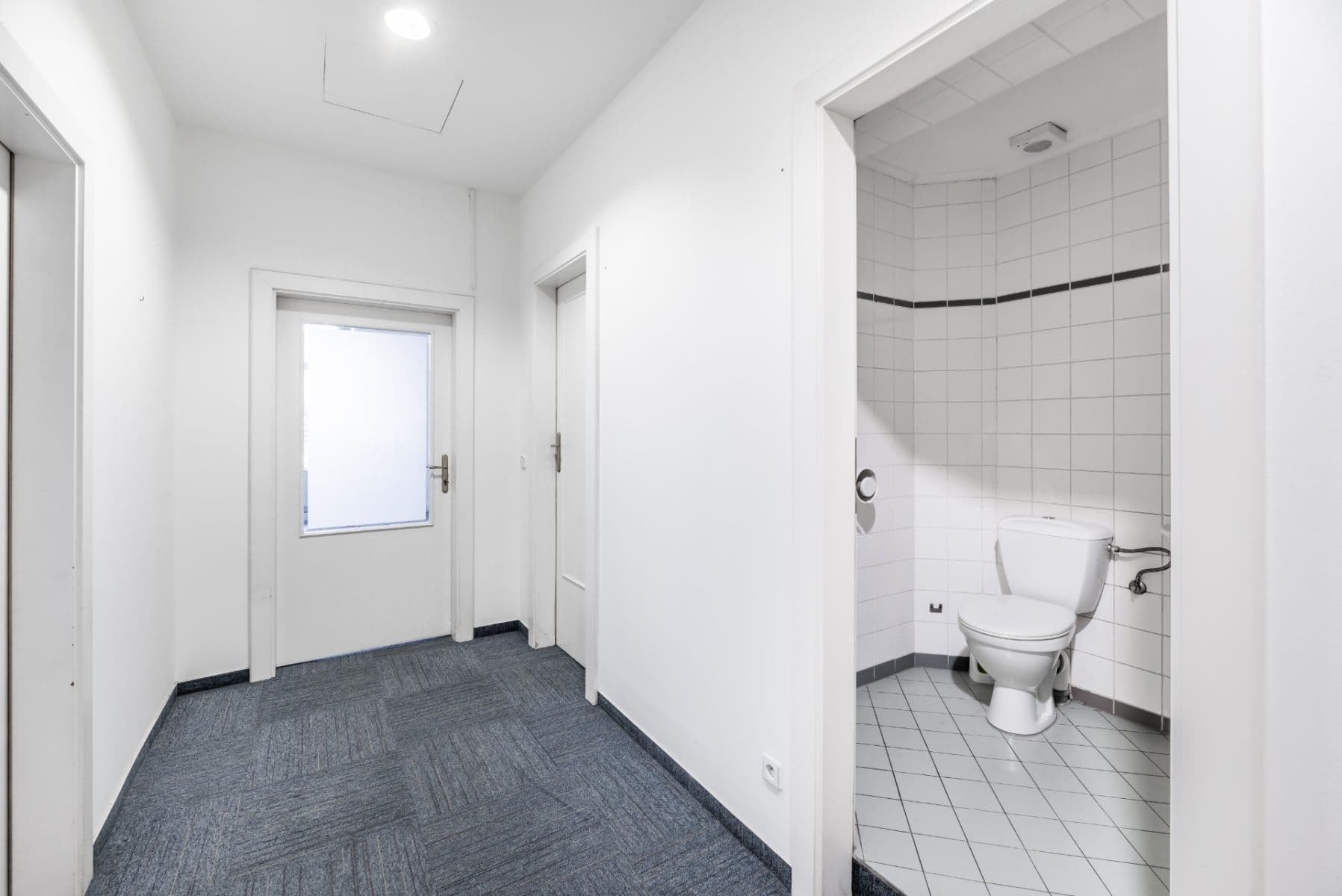 Predaj bytu 4-izbový 120 m², náměstí Bratří Synků, Praha, Praha Predaj bytu 4-izbový 120 m², náměstí Bratří Synků, Praha, Praha