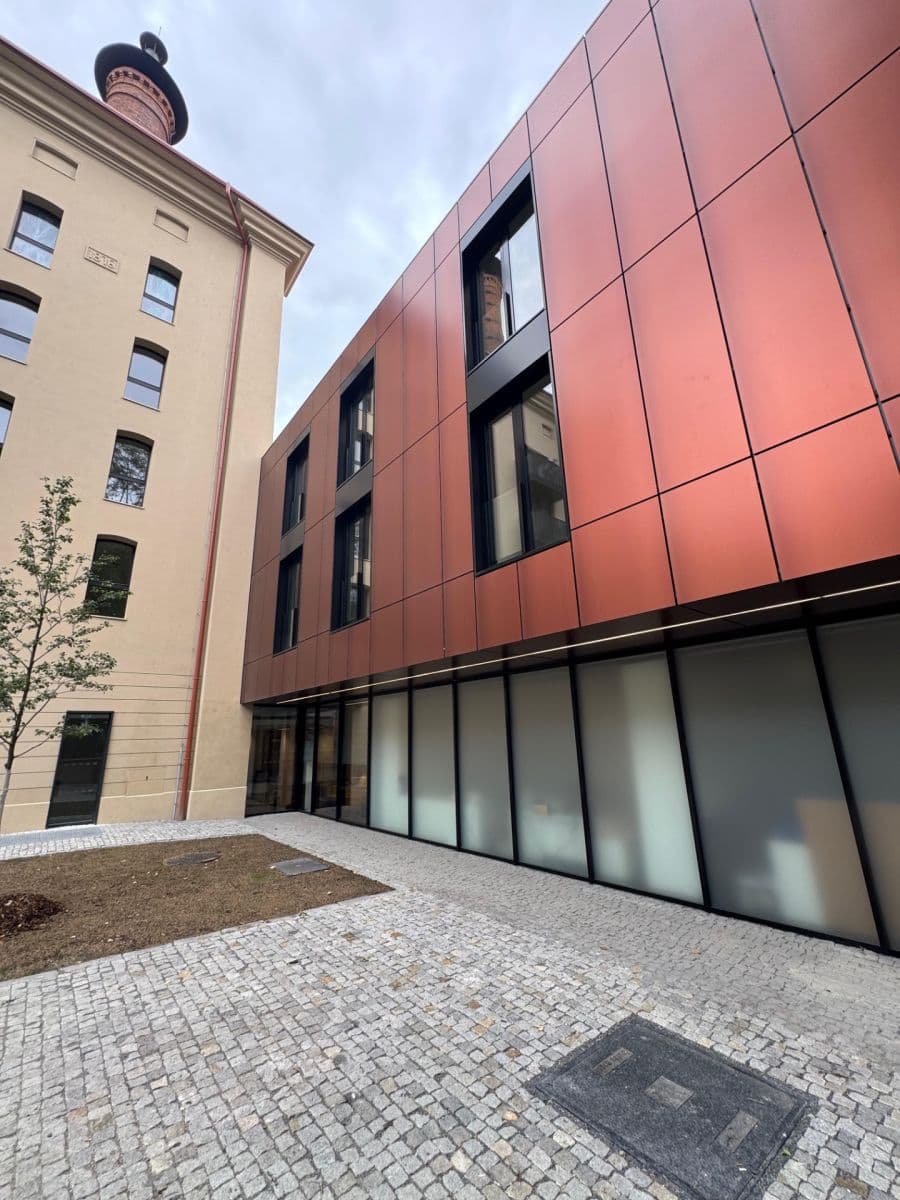 Prenájom bytu 3-izbový 83 m², Mnatova, Praha, Praha Prenájom bytu 3-izbový 83 m², Mnatova, Praha, Praha