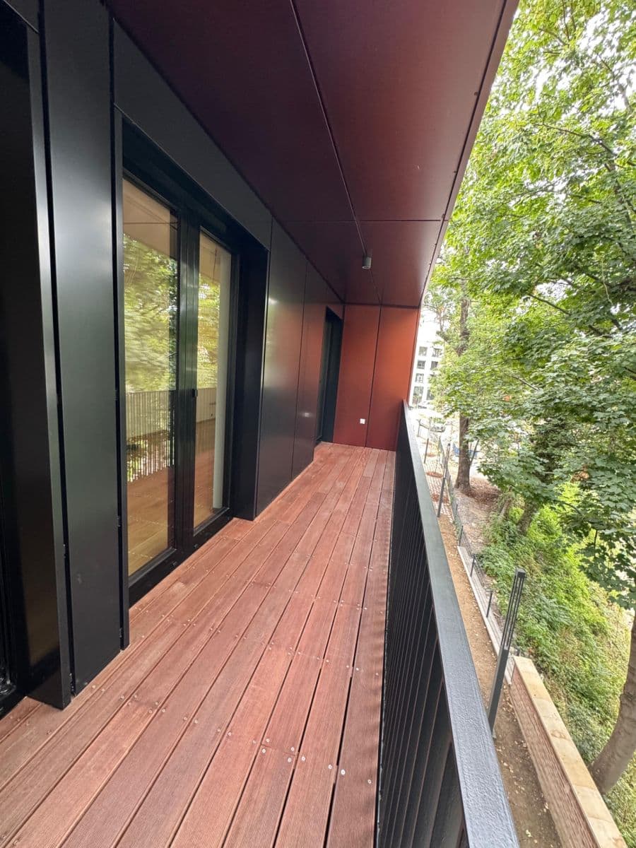 Prenájom bytu 3-izbový 83 m², Mnatova, Praha, Praha Prenájom bytu 3-izbový 83 m², Mnatova, Praha, Praha