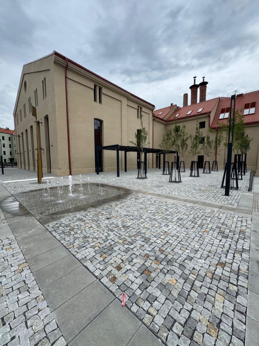 Prenájom bytu 3-izbový 83 m², Mnatova, Praha, Praha Prenájom bytu 3-izbový 83 m², Mnatova, Praha, Praha