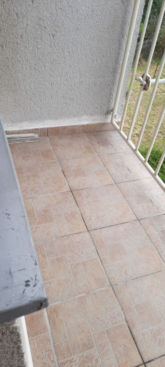 Prenájom bytu 4-izbový 126 m², Jihlávka, Kraj Vysočina Prenájom bytu 4-izbový 126 m², Jihlávka, Kraj Vysočina