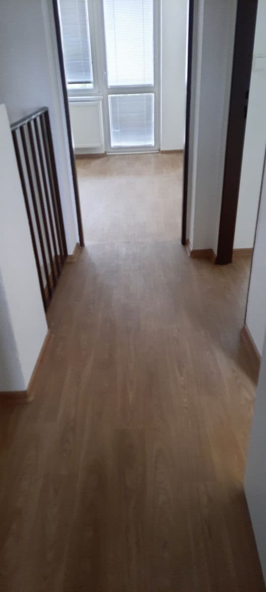 Prenájom bytu 4-izbový 126 m², Jihlávka, Kraj Vysočina Prenájom bytu 4-izbový 126 m², Jihlávka, Kraj Vysočina