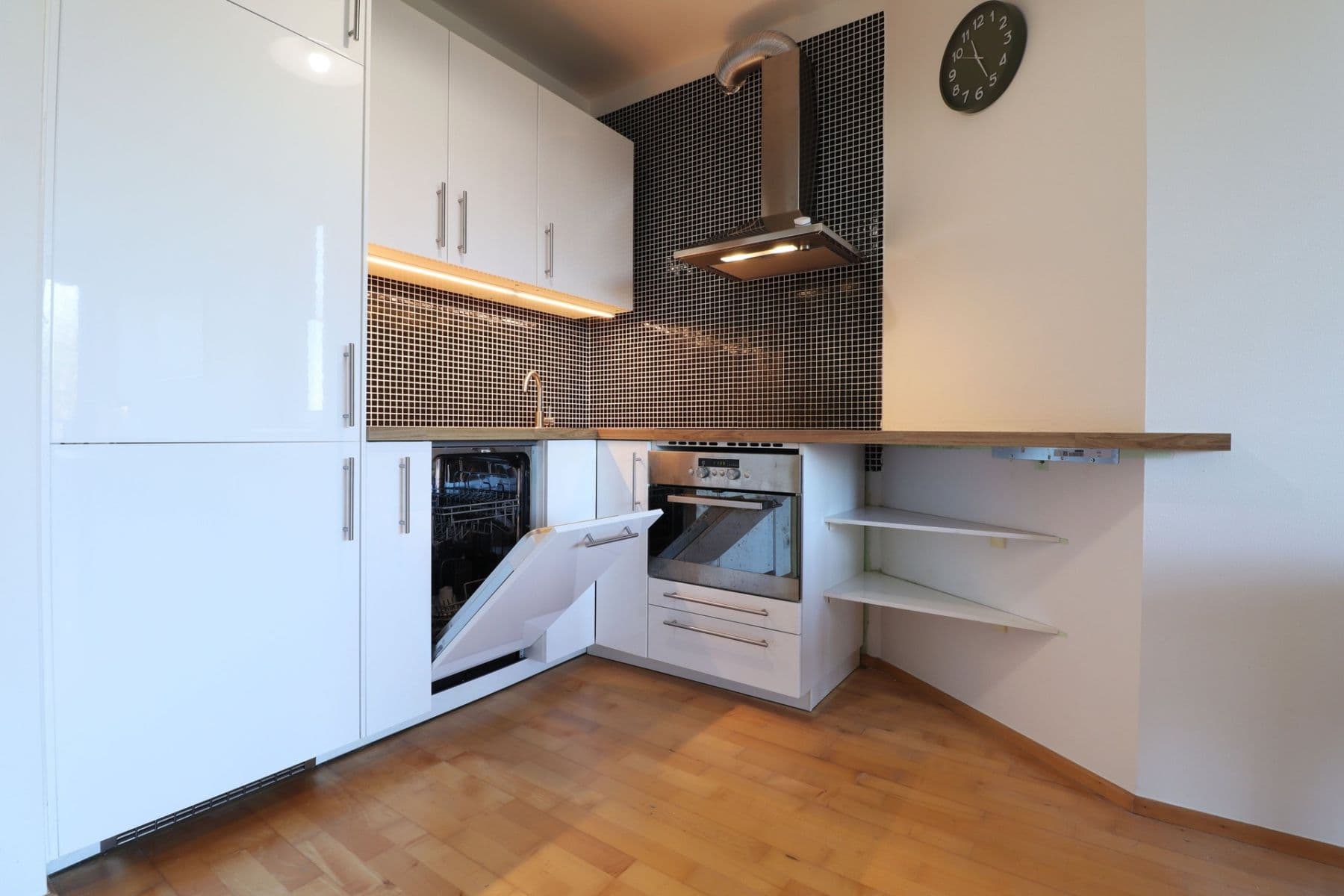 Prenájom bytu 2-izbový 52 m², Na Císařce, Praha, Praha Prenájom bytu 2-izbový 52 m², Na Císařce, Praha, Praha