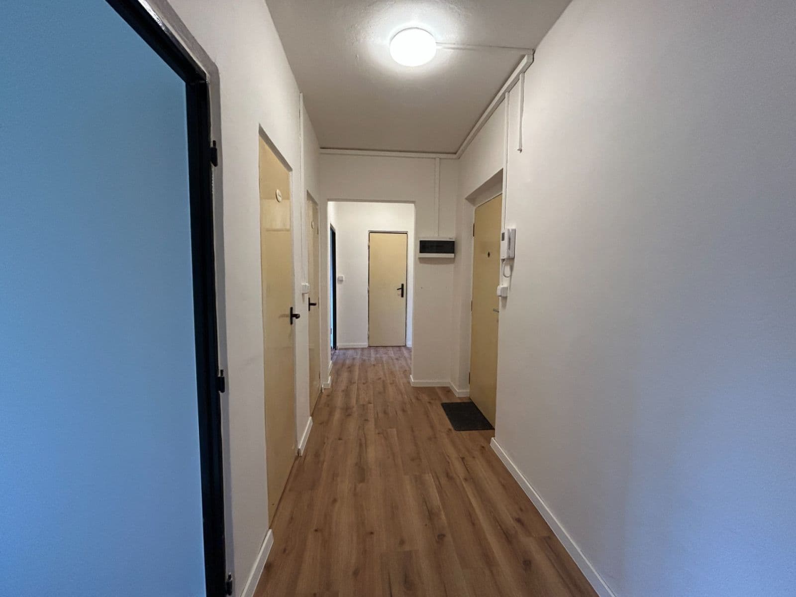 Predaj bytu 2-izbový 52 m², Unhošťská, Kladno, Středočeský kraj Predaj bytu 2-izbový 52 m², Unhošťská, Kladno, Středočeský kraj