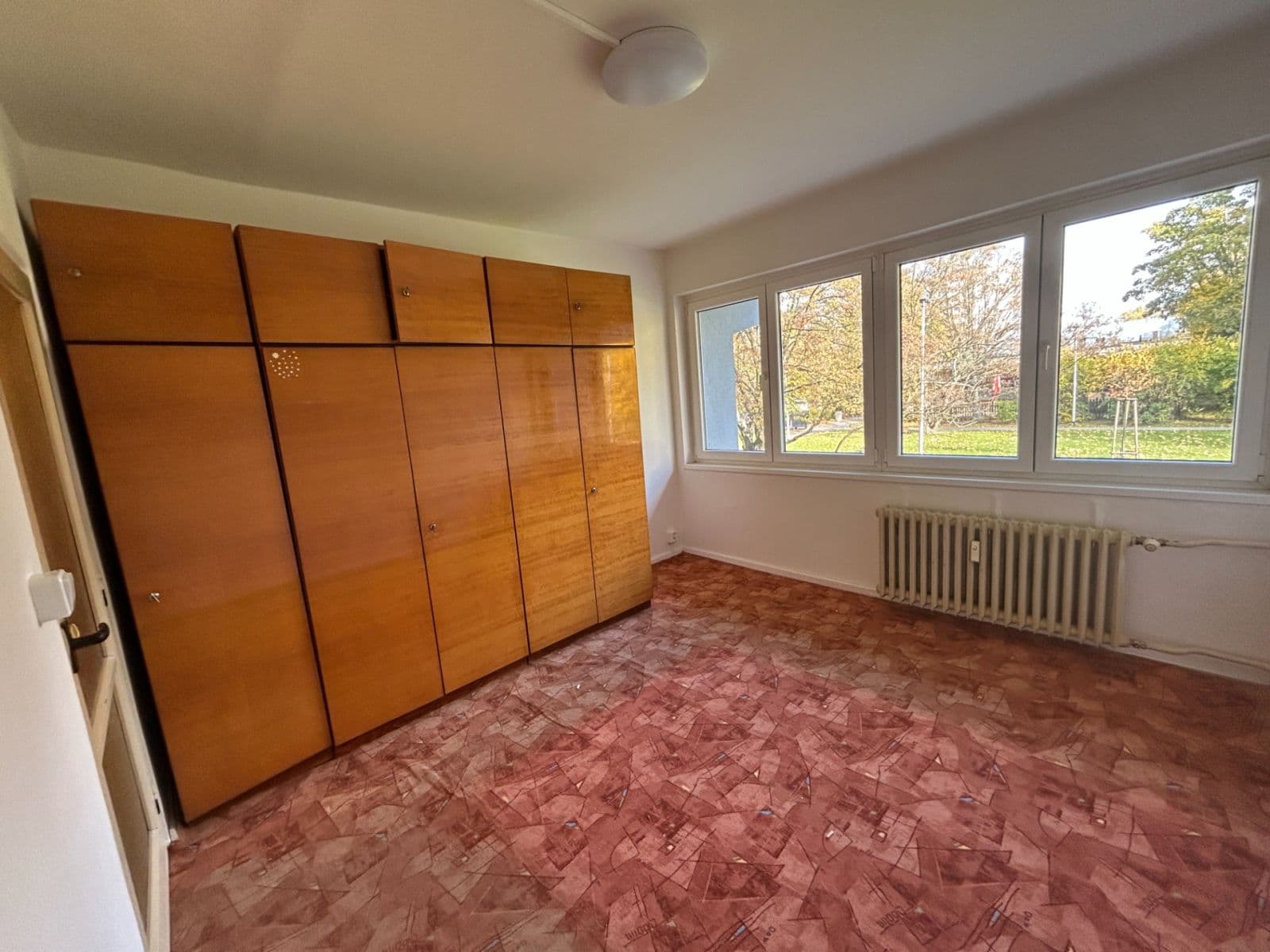 Predaj bytu 2-izbový 52 m², Unhošťská, Kladno, Středočeský kraj Predaj bytu 2-izbový 52 m², Unhošťská, Kladno, Středočeský kraj