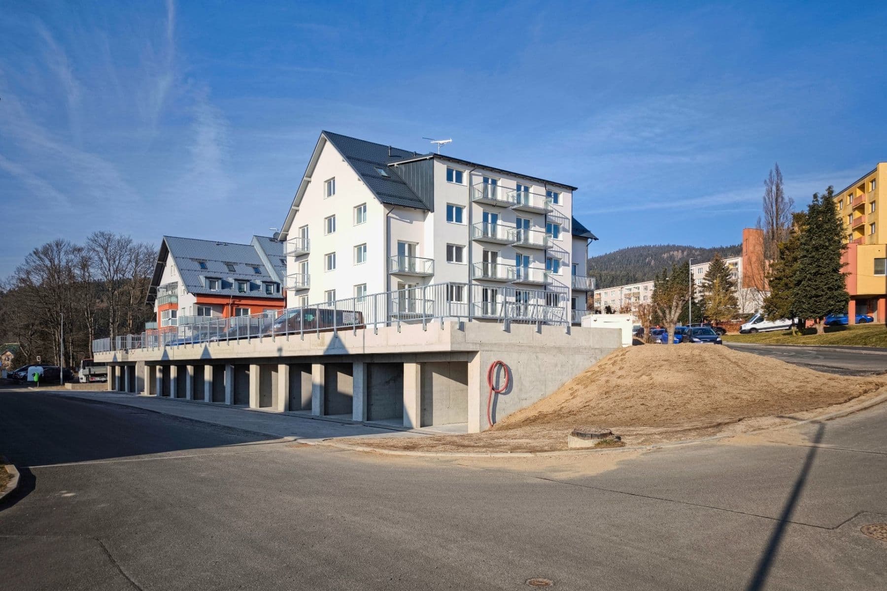 Predaj bytu 3-izbový 77 m², Královské svahy, Lázně Kynžvart, Karlovarský kraj Predaj bytu 3-izbový 77 m², Královské svahy, Lázně Kynžvart, Karlovarský kraj