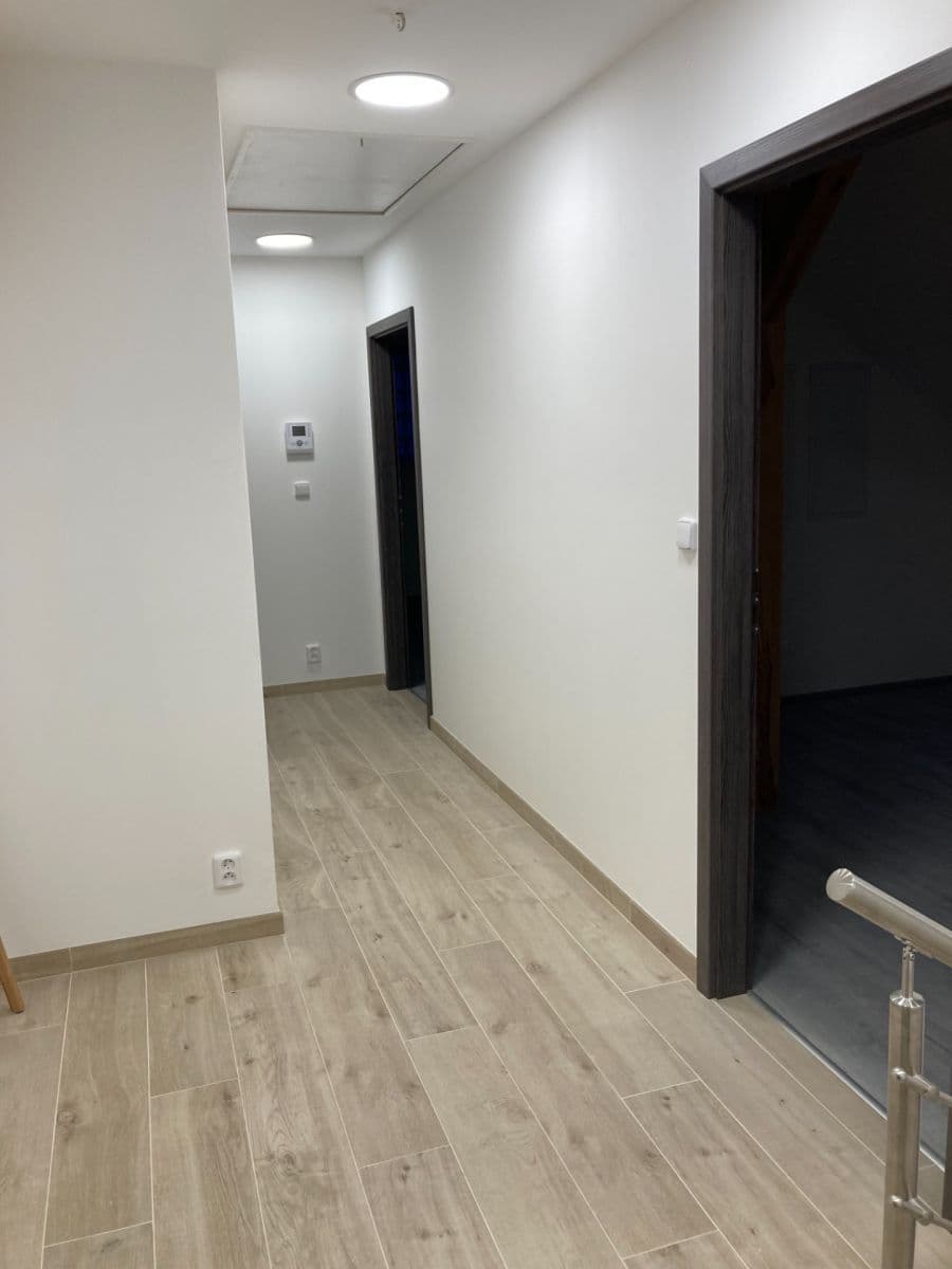 Prenájom bytu 3-izbový 97 m², Sladkovského, Beroun, Středočeský kraj Prenájom bytu 3-izbový 97 m², Sladkovského, Beroun, Středočeský kraj