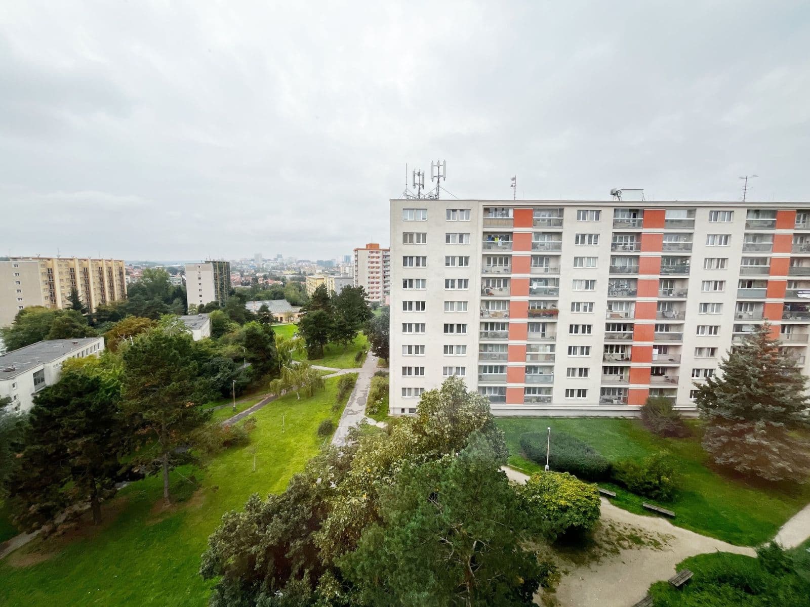 Prenájom bytu 3-izbový 54 m², Měchenická, Praha, Praha Prenájom bytu 3-izbový 54 m², Měchenická, Praha, Praha