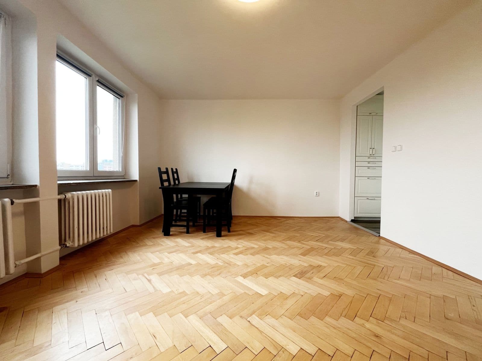 Prenájom bytu 3-izbový 54 m², Měchenická, Praha, Praha Prenájom bytu 3-izbový 54 m², Měchenická, Praha, Praha