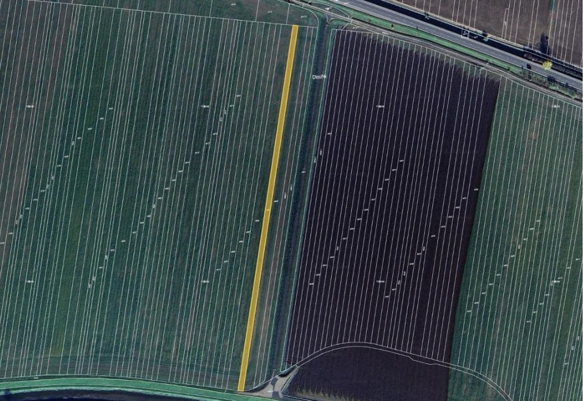 Predaj pozemku 3.586 m², Kunovice, Zlínský kraj Predaj pozemku 3.586 m², Kunovice, Zlínský kraj