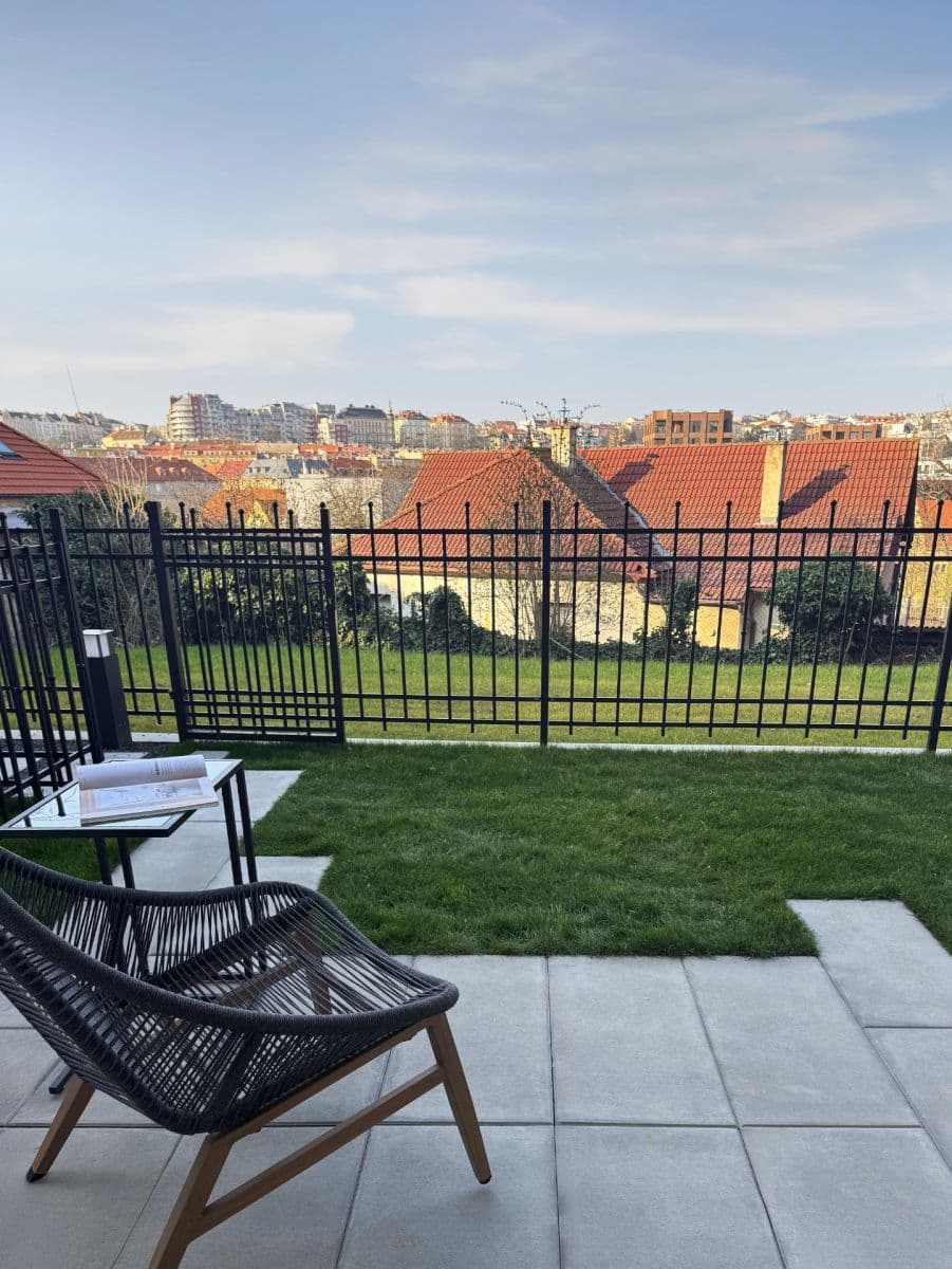 Prenájom bytu 1-izbový 34 m², Boleslavova, Praha, Praha Prenájom bytu 1-izbový 34 m², Boleslavova, Praha, Praha